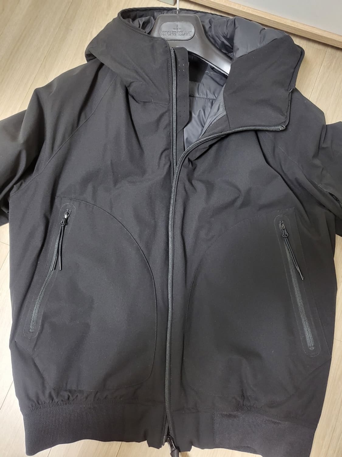 CP컴퍼니 프리마로프트 패딩자켓 상품이미지2