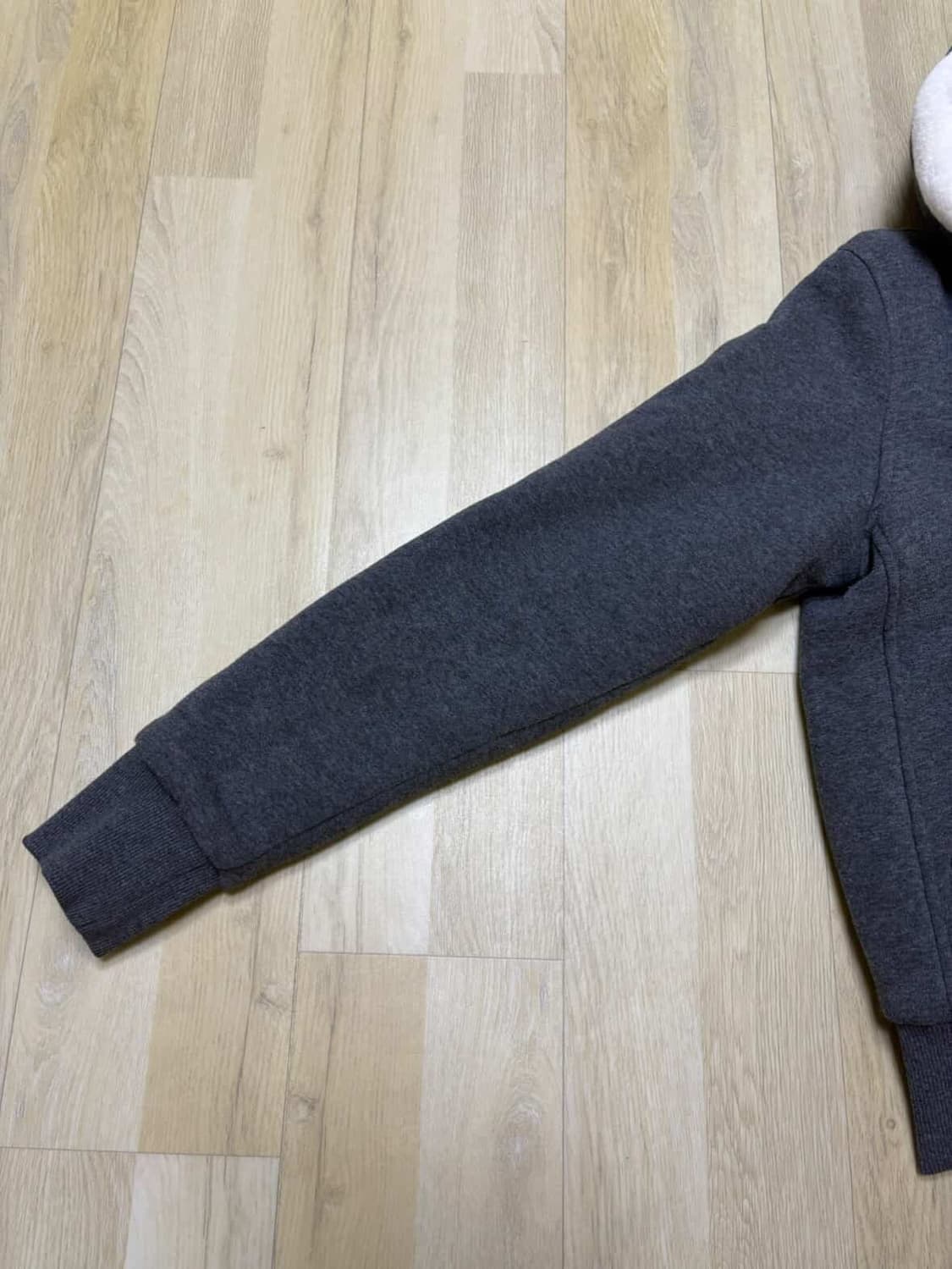 무스너클 버니스웨터 상품이미지3