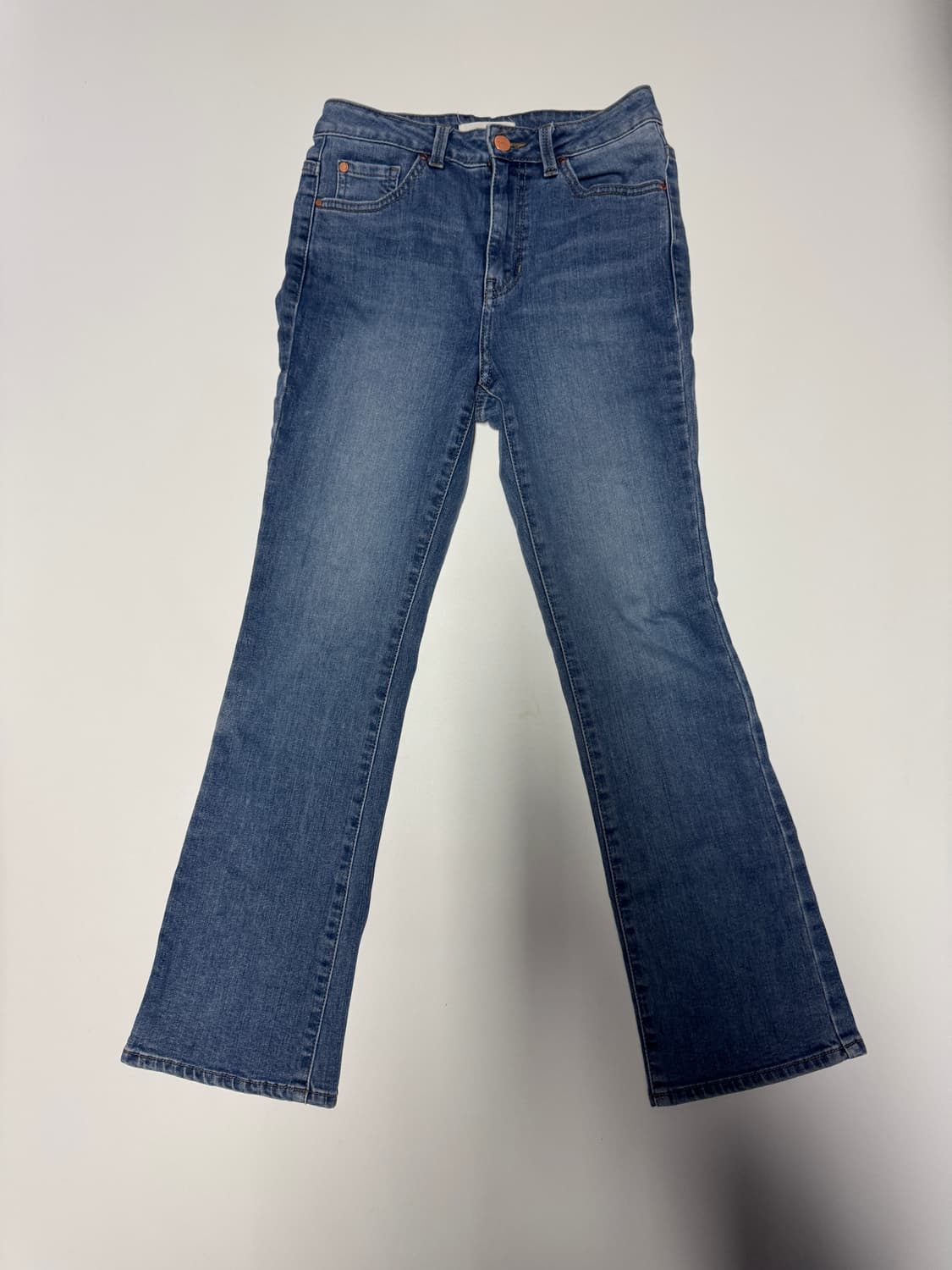 여성 게스 Guess 21년도 슬림 부츠컷 데님팬츠 25.9인치 상품이미지1