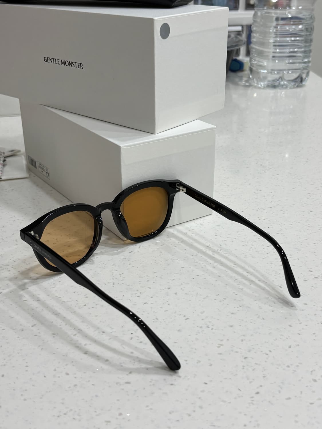 젠틀몬스터 rang 랭 블랙/오렌지 선글라스 상품이미지3