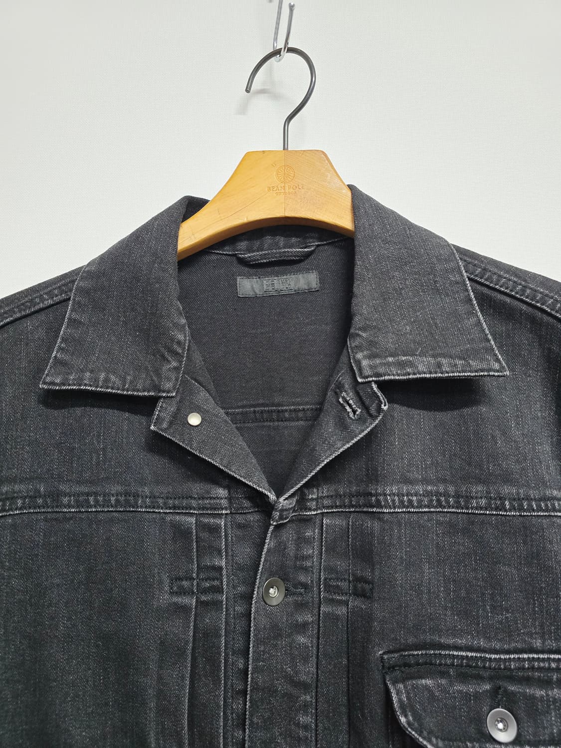 유니클로 블랙 데님 자켓 상품이미지2