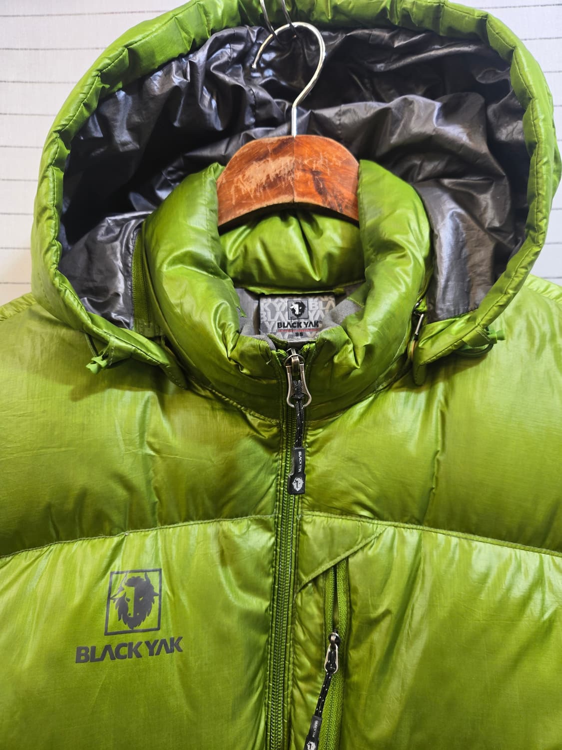 블랙야크  그린 경량후드 패딩 상품이미지2