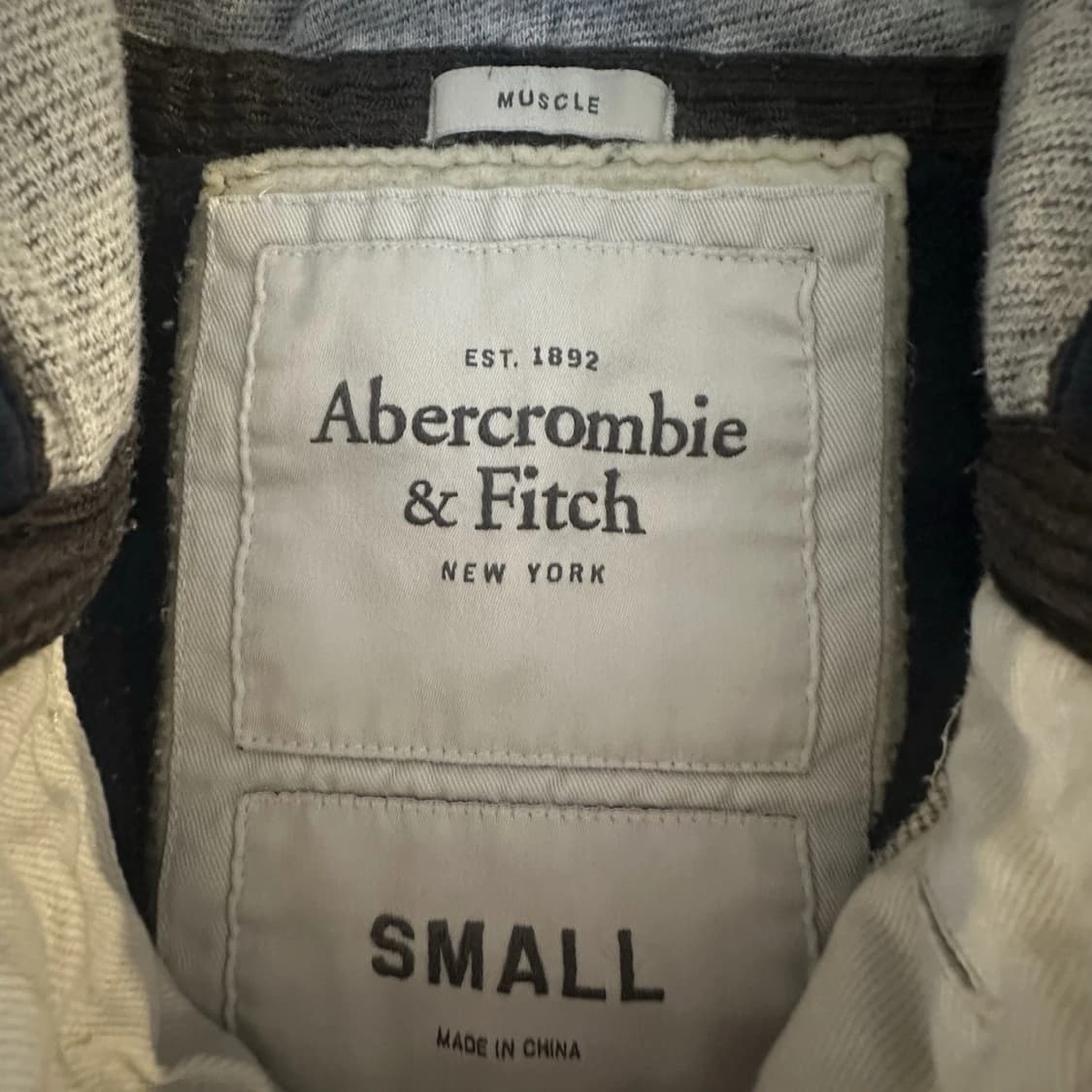 아베크롬비 앤 피치 빈티지 헨리넥 후드티 상품이미지3