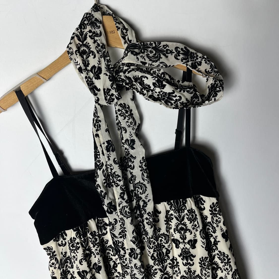 [Cecil McBee] 세실맥비 다마스크 오리엔탈 벨벳 원피스 상품이미지2