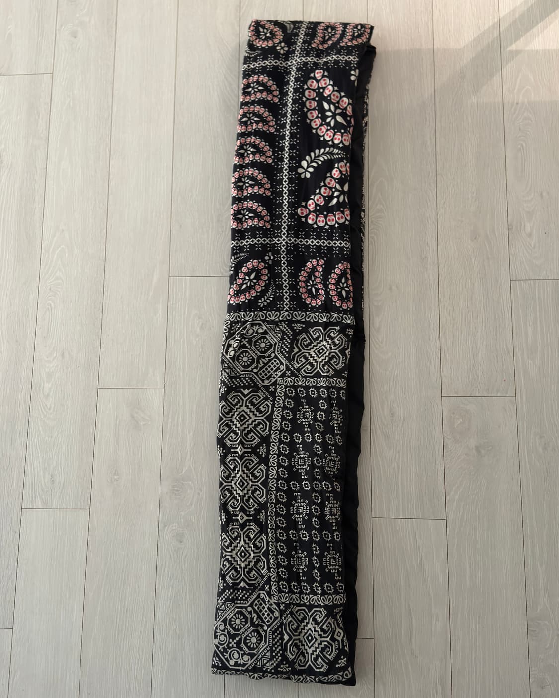 뉴즈리스 캐피탈맛 양면 덕 다운 스카프 상품이미지2