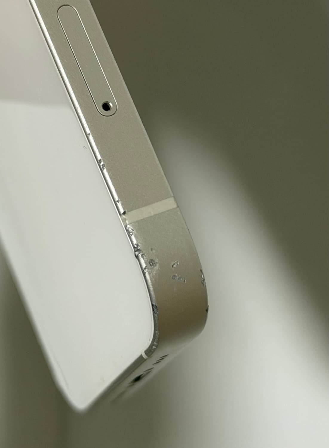 아이폰13 128GB 풀박스 + 글로니 케이스 + 정품 맥세이프 케이스 상품이미지9