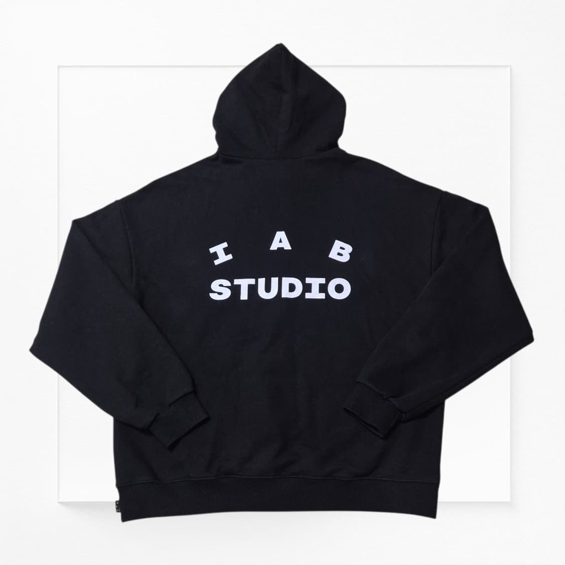 [우주매물🔥] 아이앱 스튜디오 후드 블랙 화이트 상품이미지2