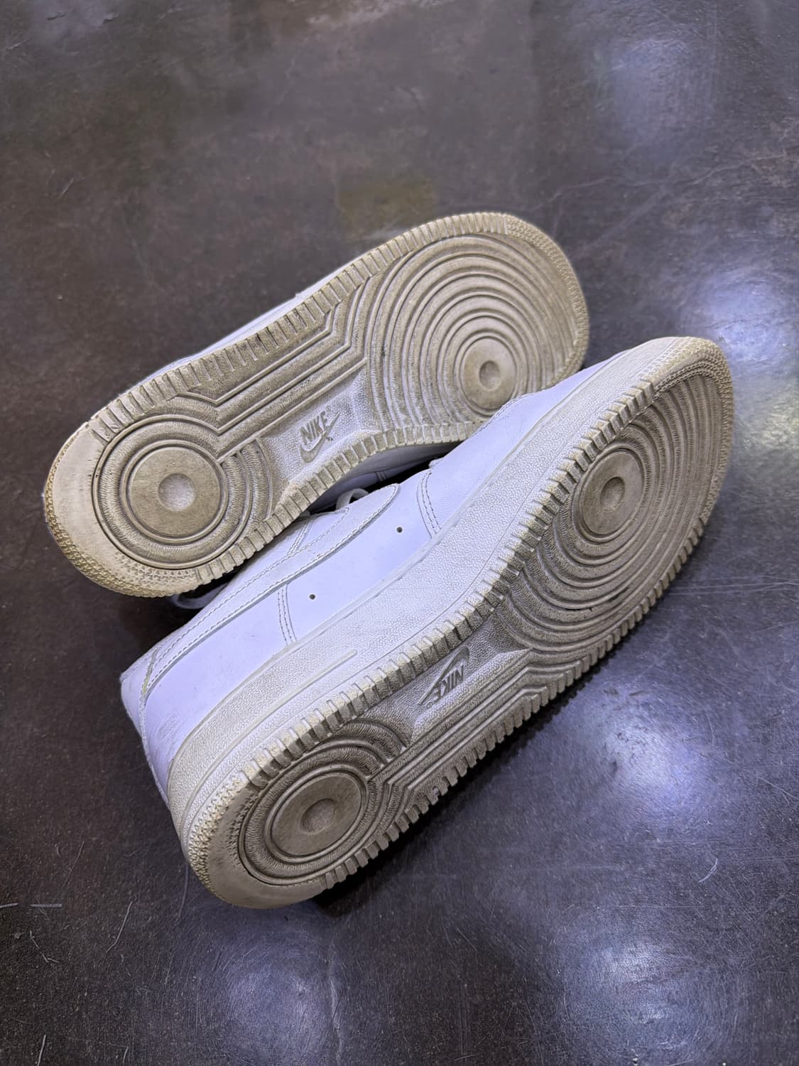 나이키 에어포스1 07 로우 트리플화이트 올백 280 상품이미지8