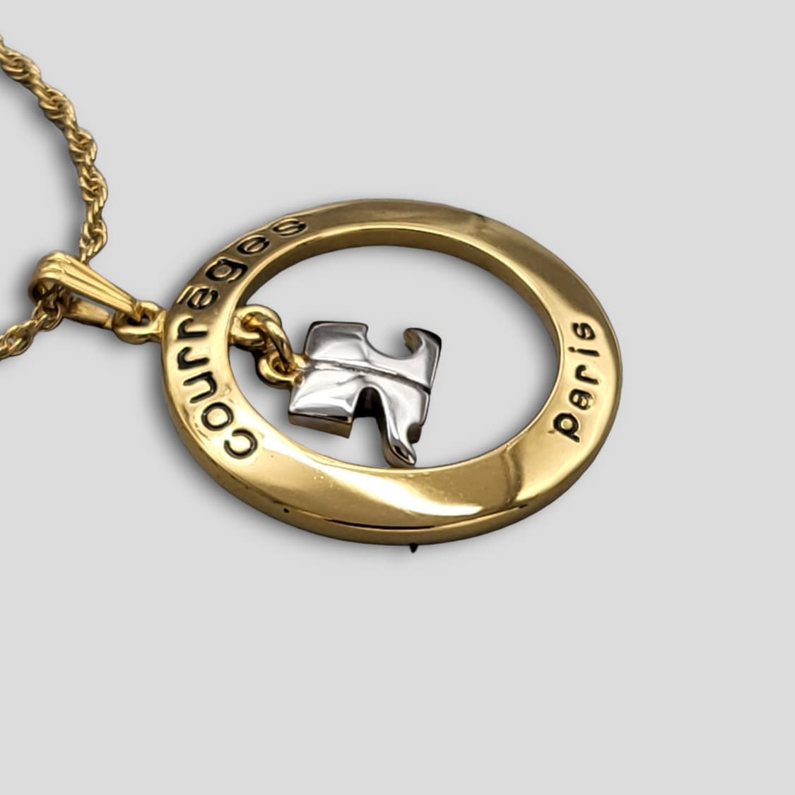 꾸레쥬 써클 로고 목걸이 상품이미지6