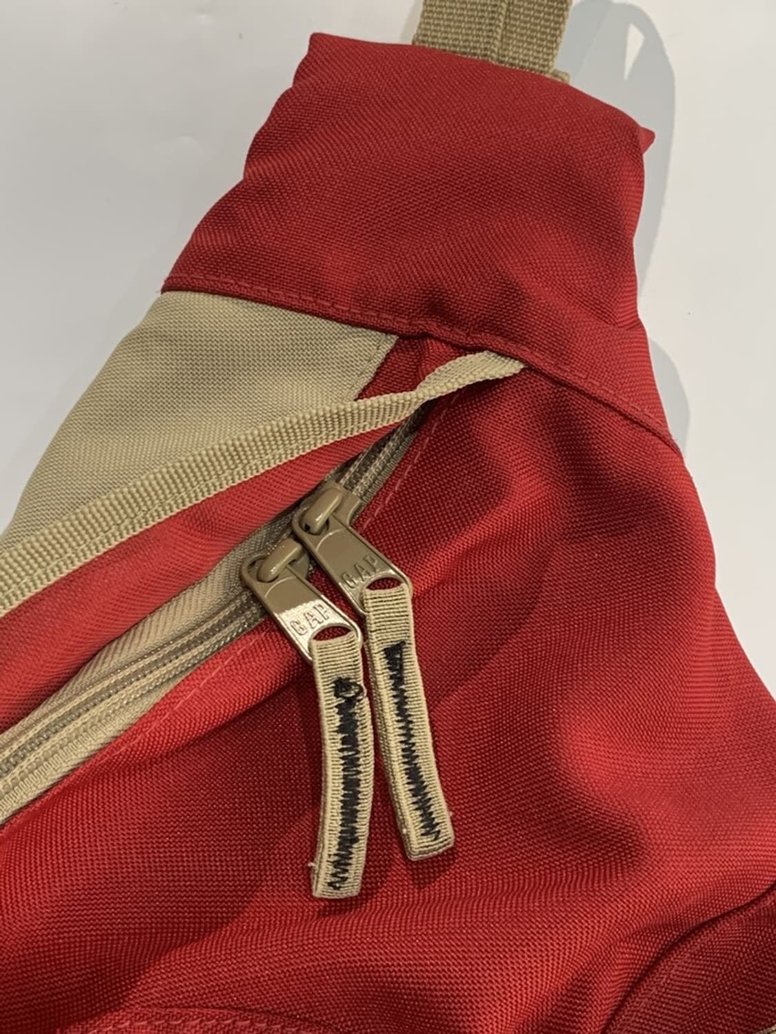 올드 갭 슬링 백 상품이미지3