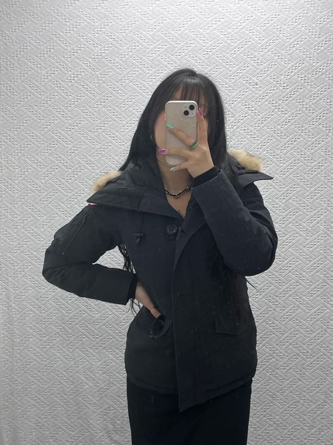 캐나다구스 몬테벨로 하이넥 덕다운 슬림핏 깃털 패딩  XS C07222 상품이미지2