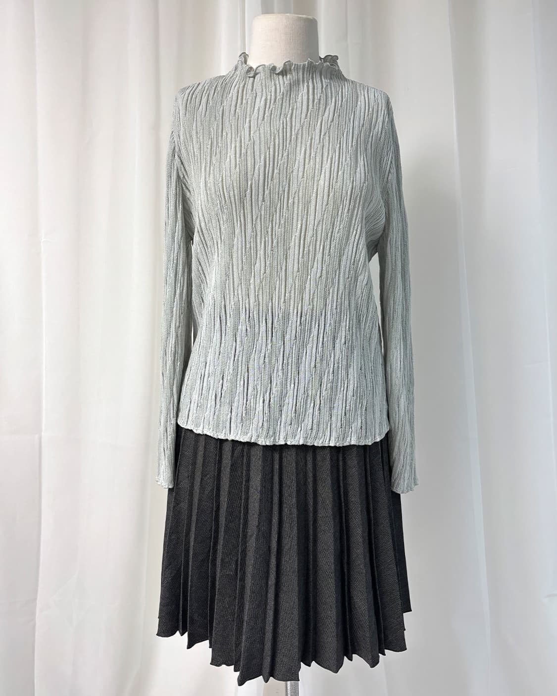 ash mint wave texture wrinkle blouse 상품이미지1