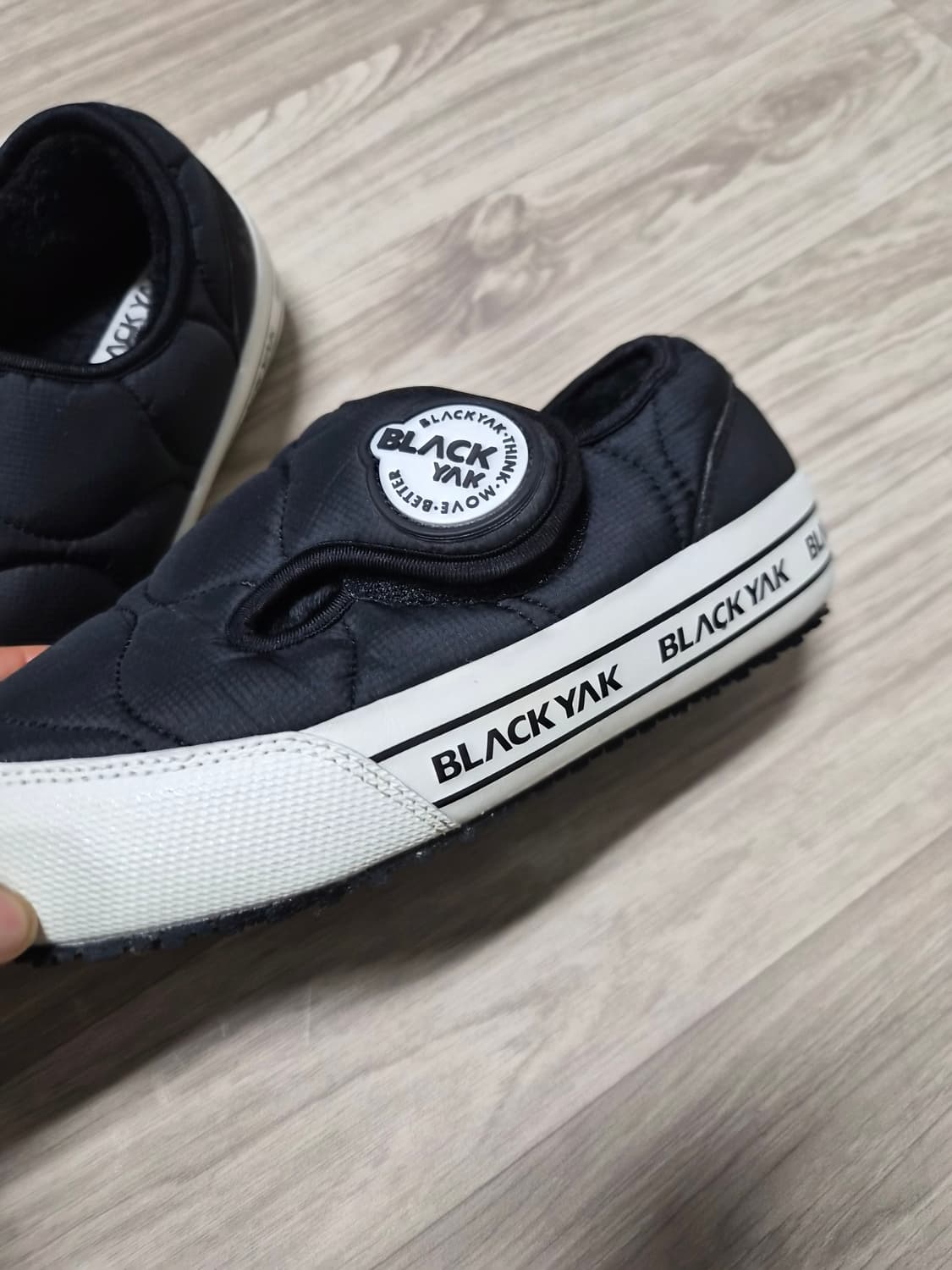 블랙야크 슬립온 퍼 부츠 상품이미지2