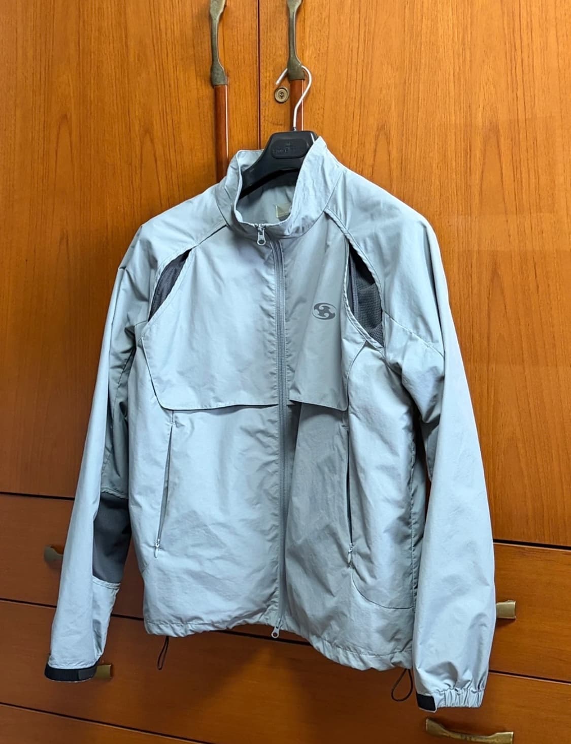 산산기어 슬래쉬 슬릿 자켓 차콜 23SS 상품이미지1