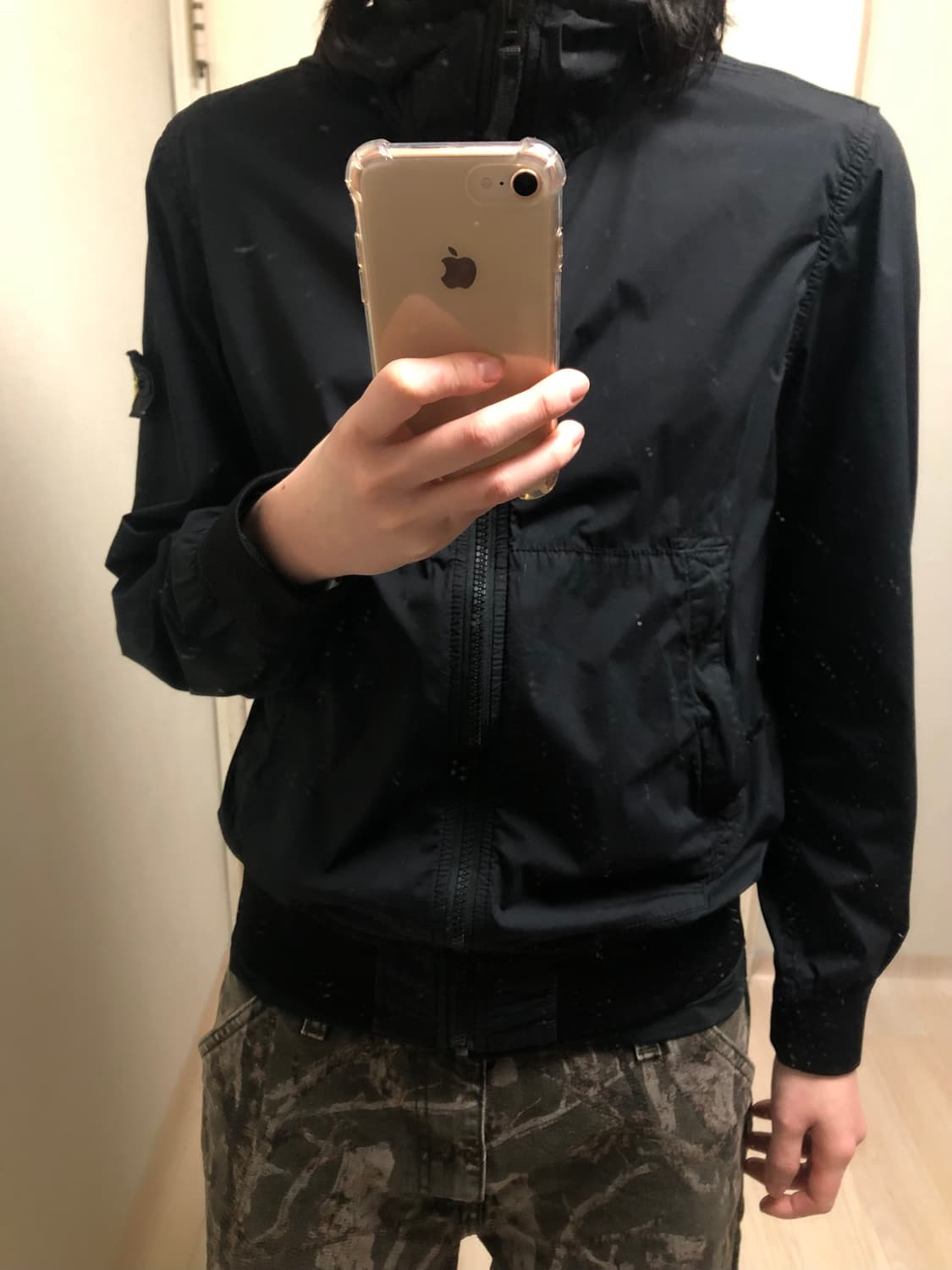 12A 스톤 아일랜드 41136 후드 자켓 블랙 - 24SS 상품이미지2