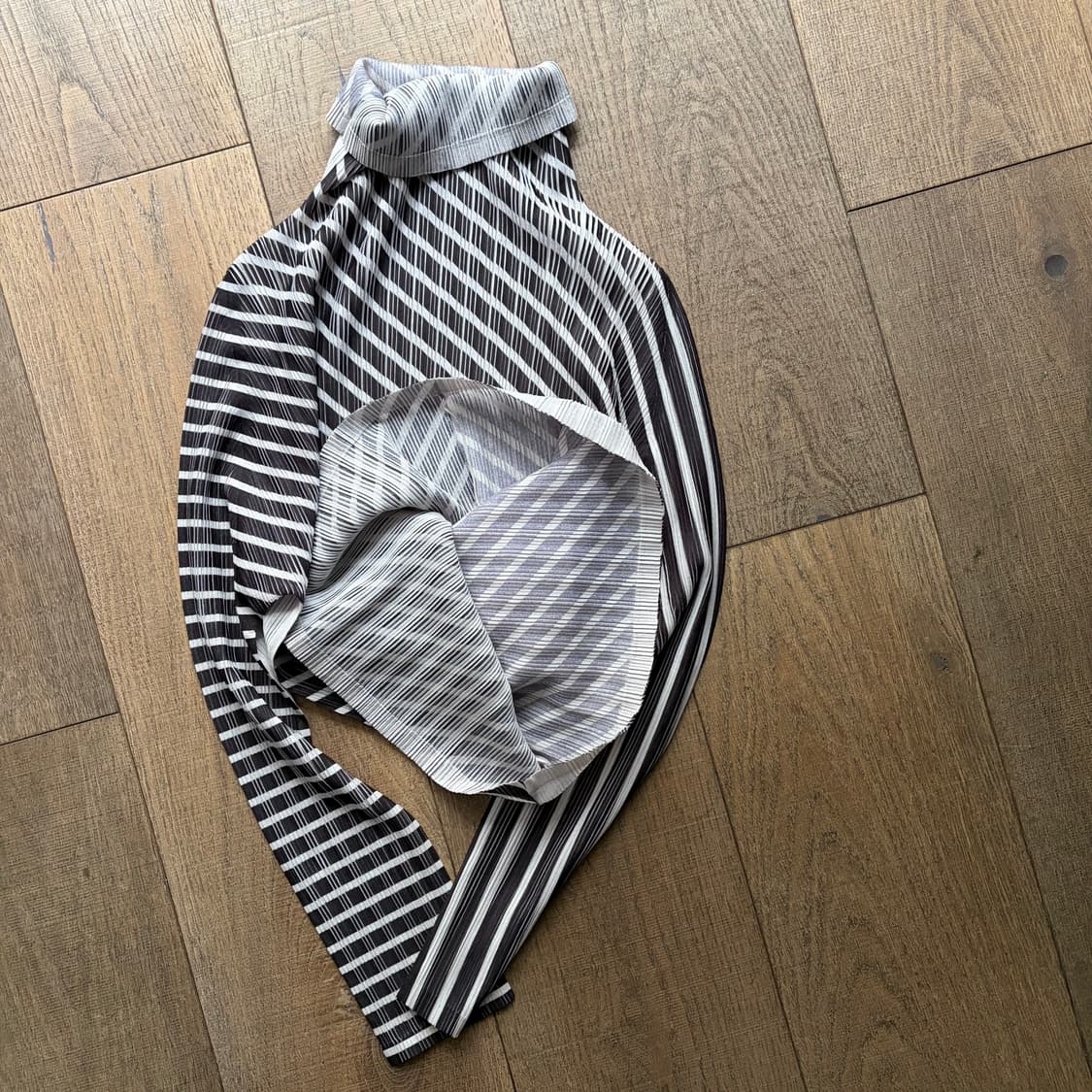 2way Diagonal Printing Pleats Blouse 상품이미지5