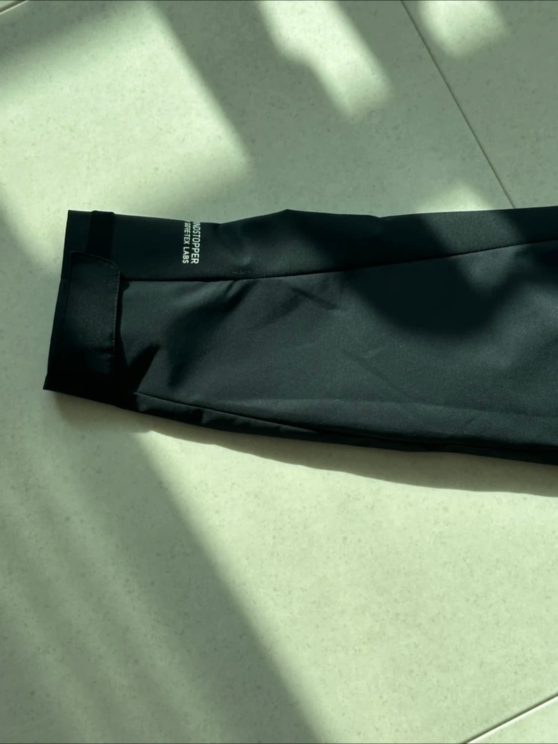 살로몬 슬레이트 고어텍스 윈드스토퍼 크롭 자켓 상품이미지4