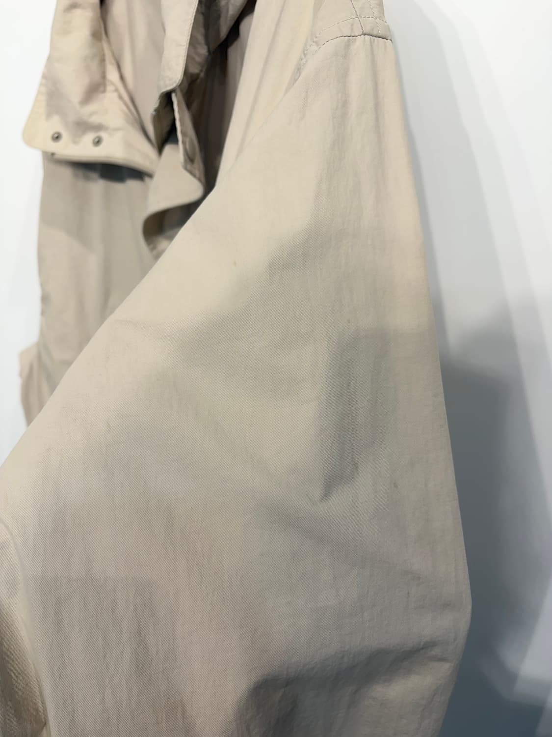 4 네이더스 나일론 혼방 오버핏 자켓 베이지  상품이미지3
