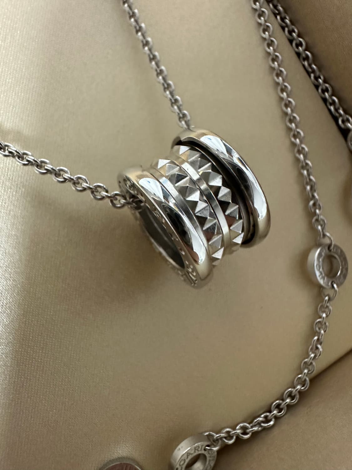 불가리 세이브더칠드런 목걸이 새상품급  상품이미지3