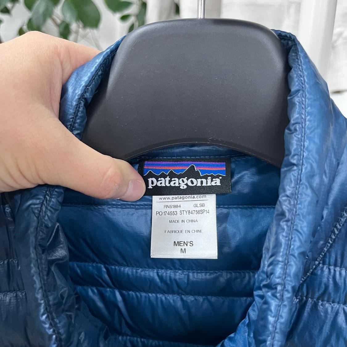 파타고니아 울트라라이트 다운점퍼 M 상품이미지3