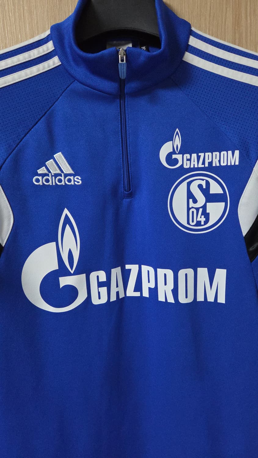 (착샷) 아디다스 샬케04 유니폼 하프 져지 트레이닝 탑  상품이미지3