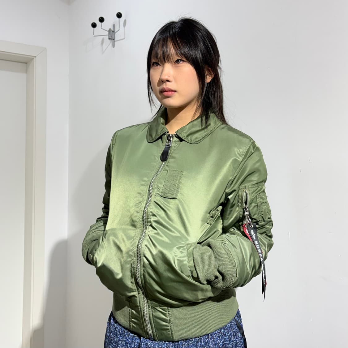 알파 인더스트리 b-15 봄버자켓 상품이미지2