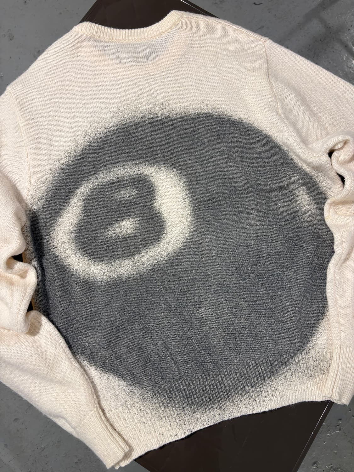 스투시 에잇볼 아이보리 스웨터 상품이미지1