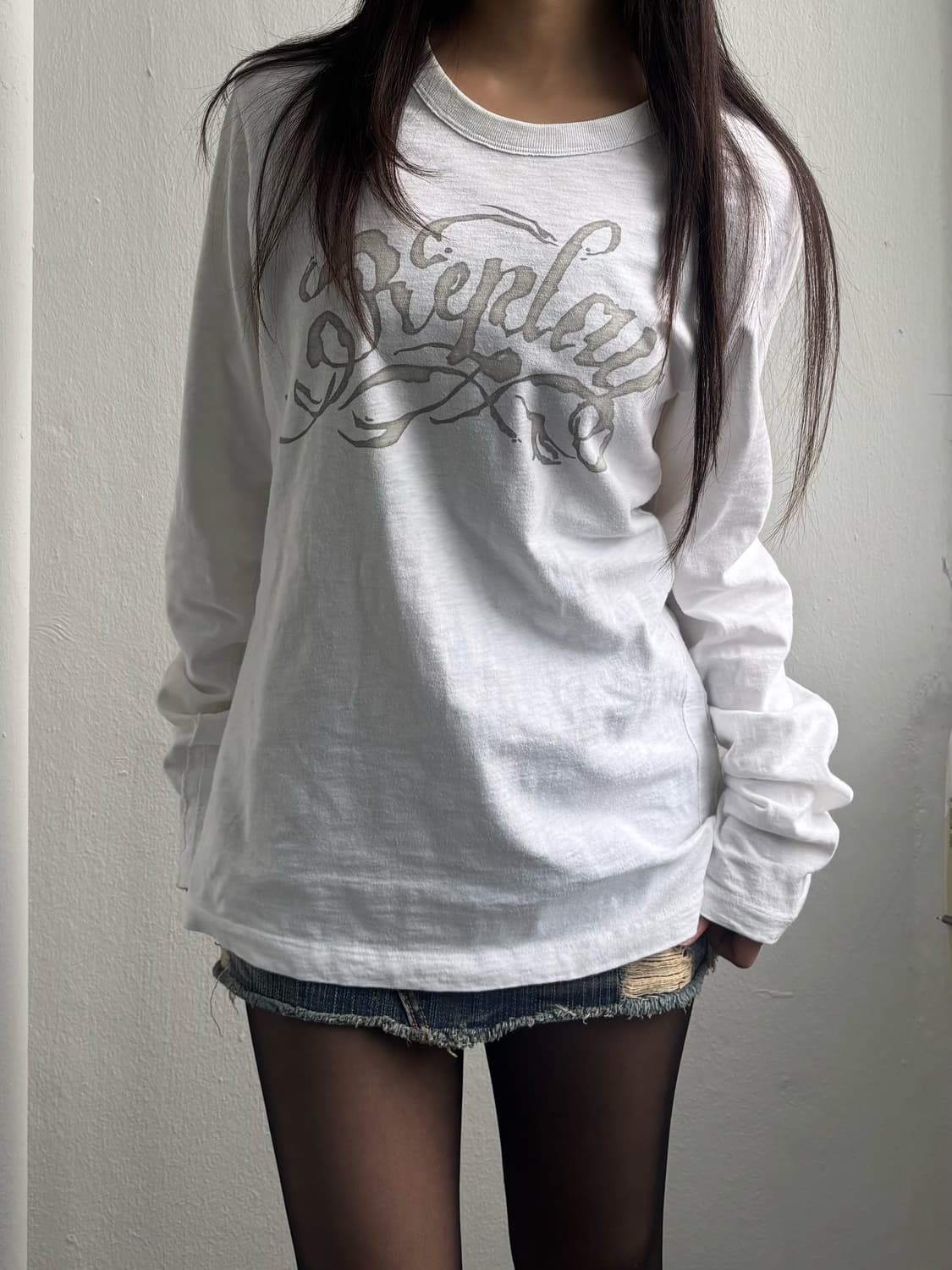 Vintage White Graphic Long Sleeve 상품이미지4
