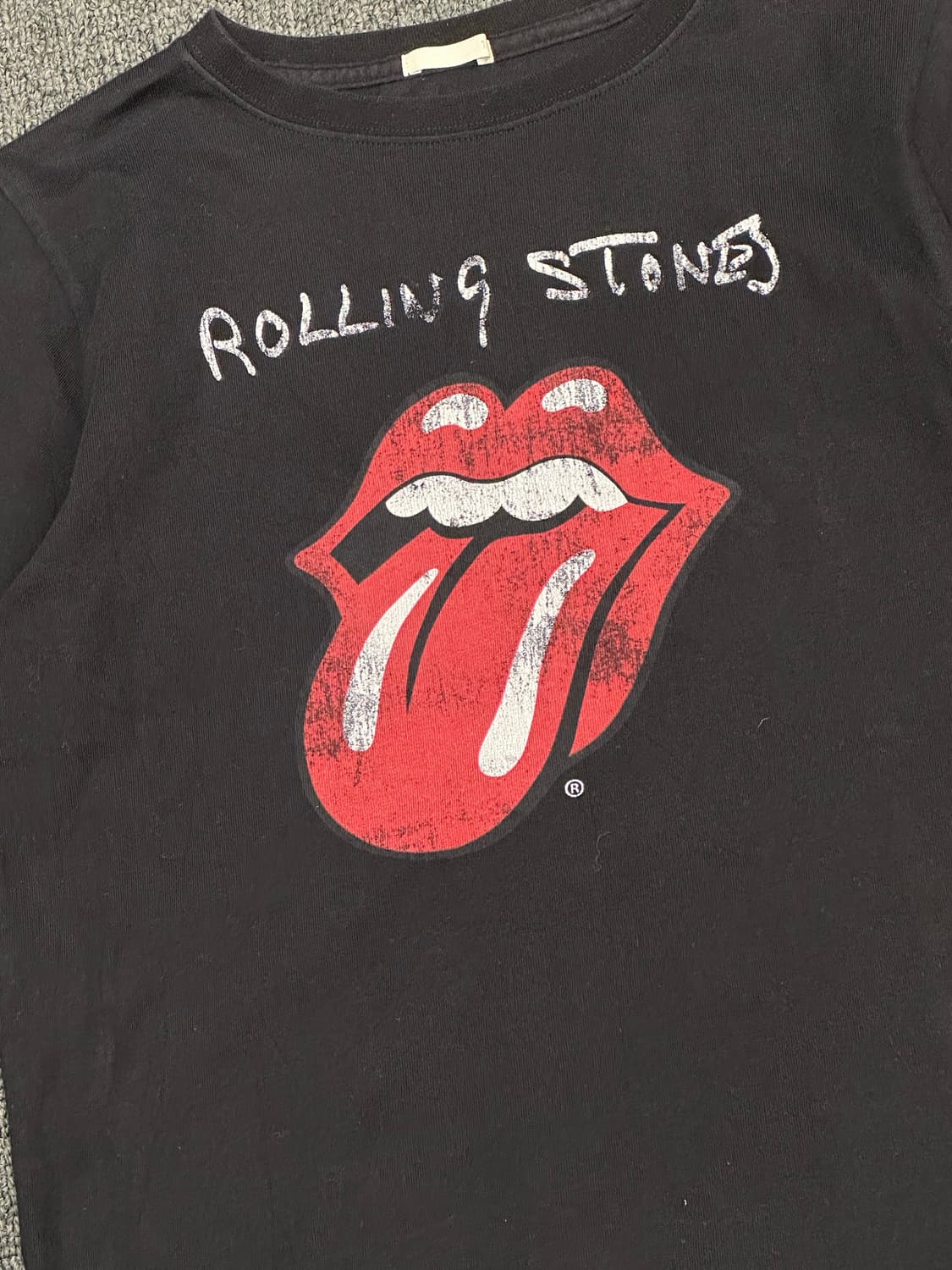 140)GU 롤링 스톤스 빈티지 여성 블랙 프린팅 반팔 상품이미지2