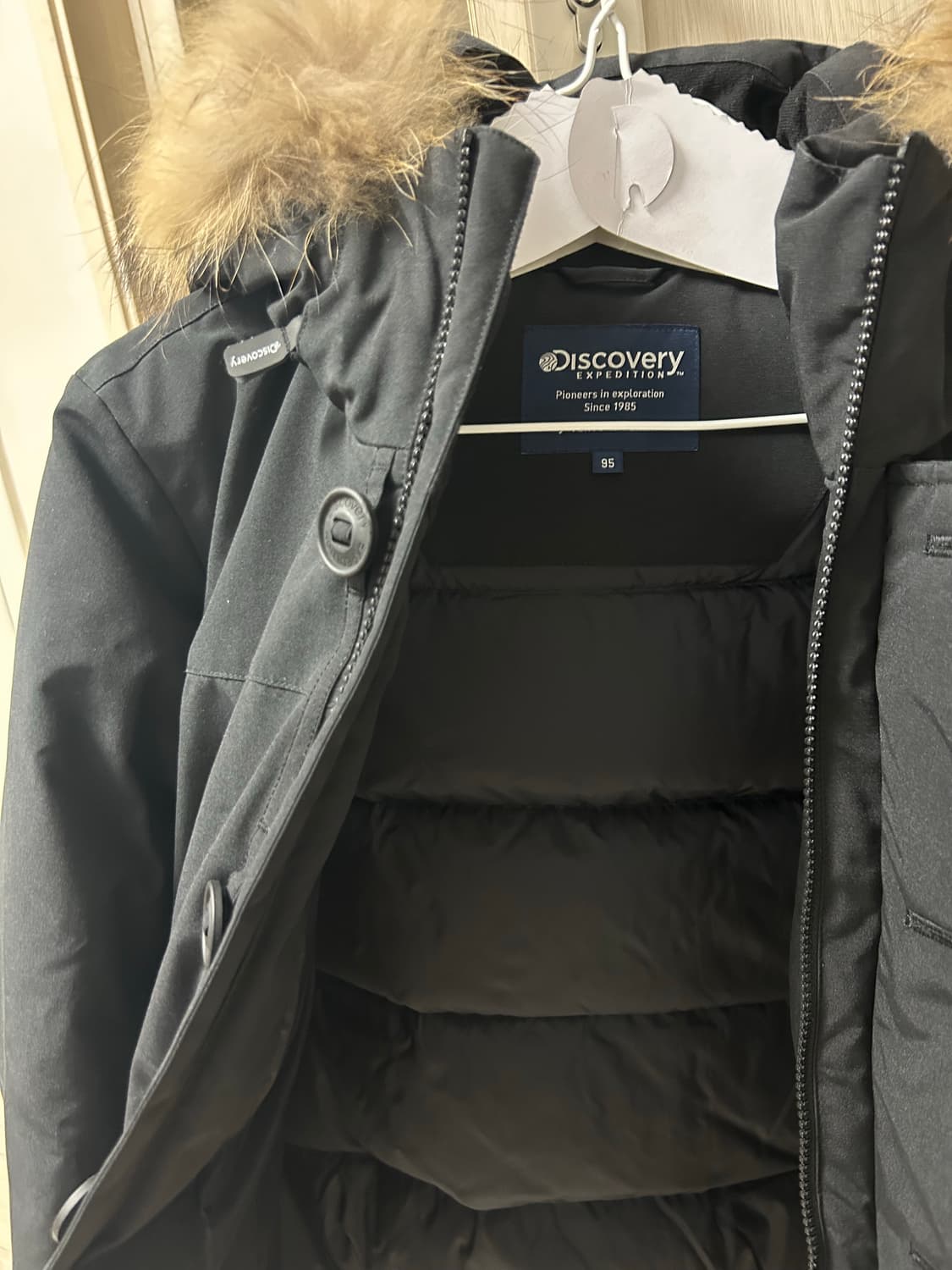 디스커버리 숏패딩 상품이미지3