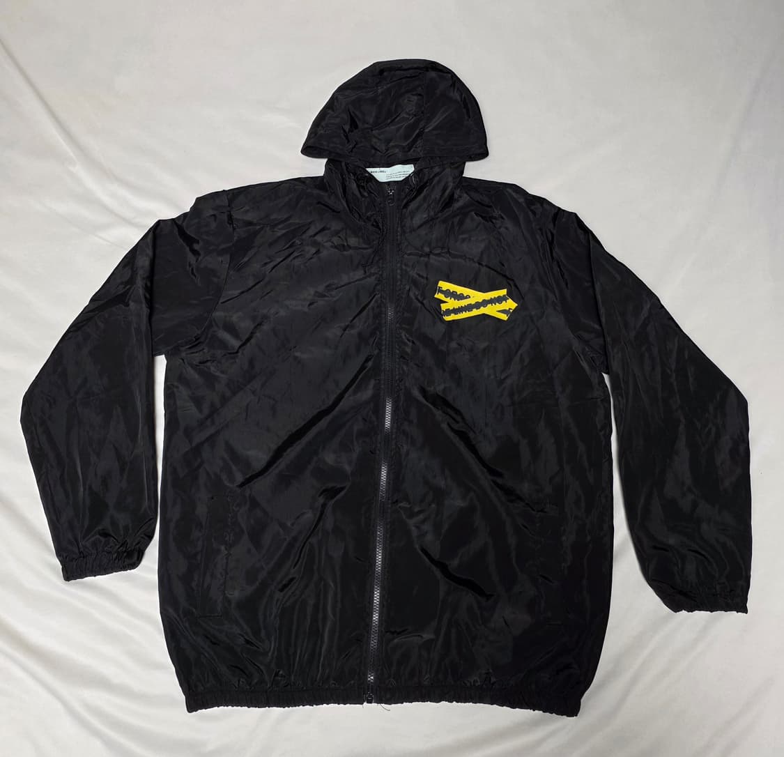 오프화이트 파이어 테이프 애로우 윈드쉴드 블랙 가단 63cm 상품이미지2