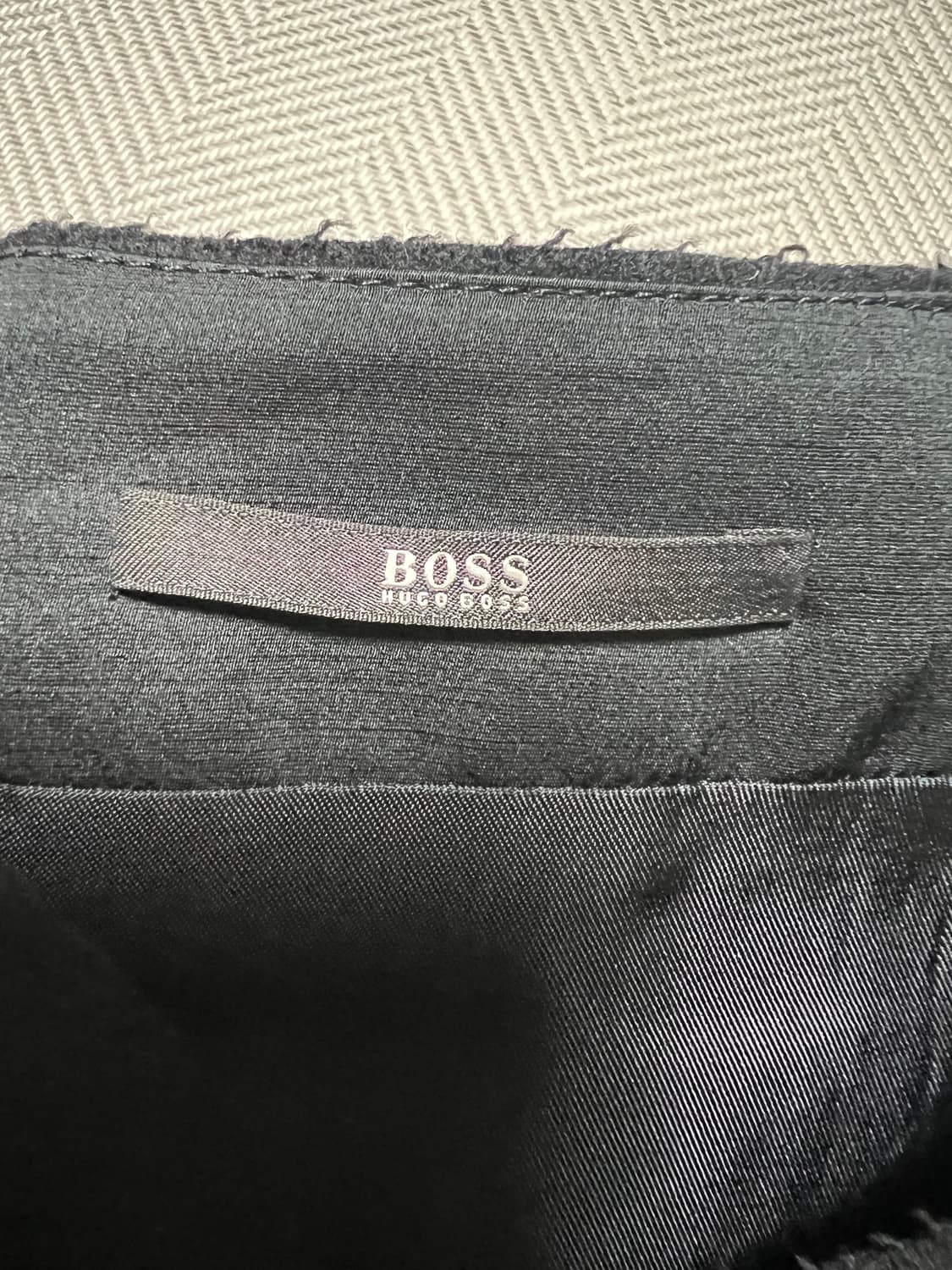 BOSS 보스 블랙 모직 스커트 정품 상품이미지3