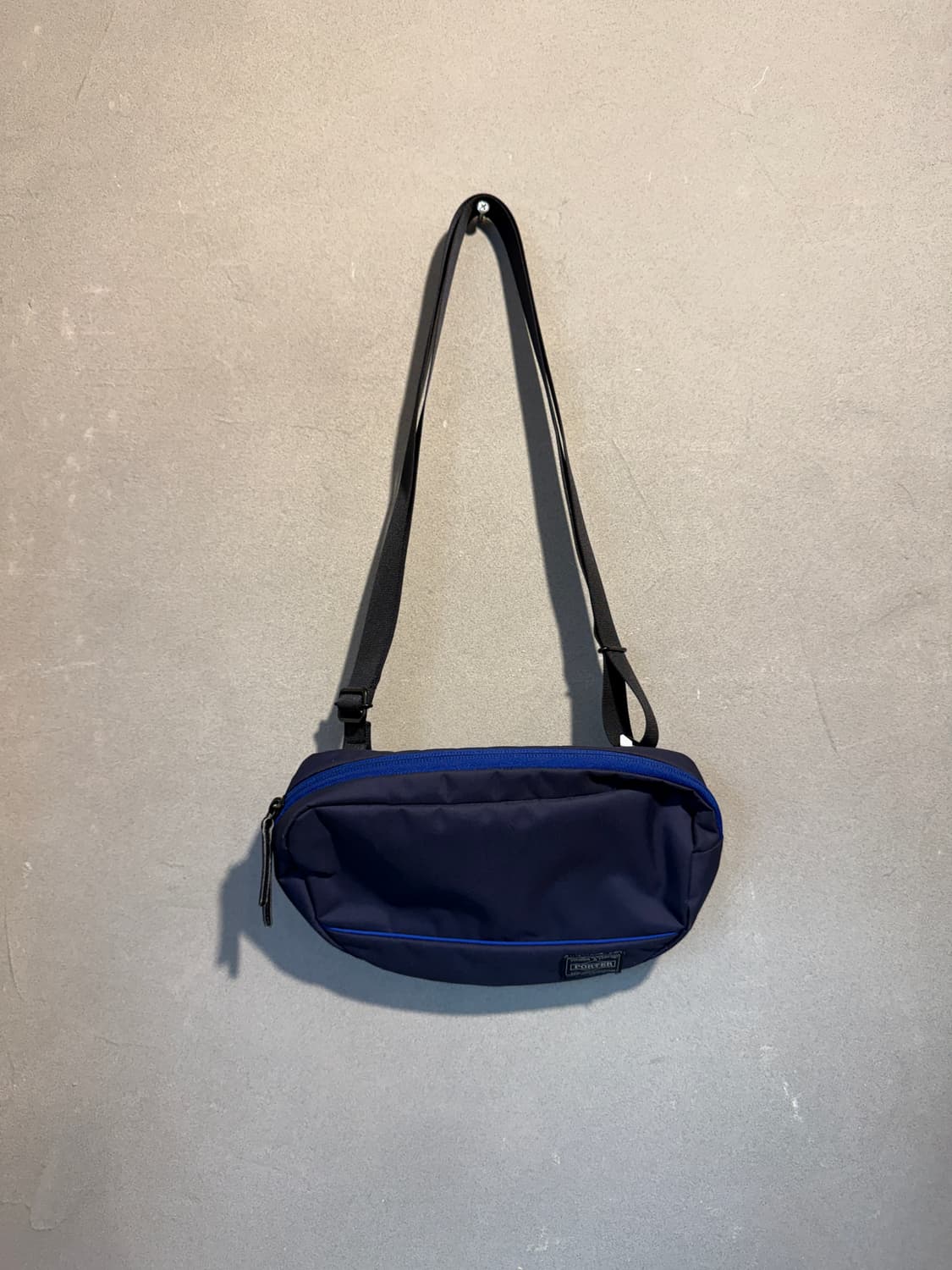 요시다포터 크로스백 상품이미지1