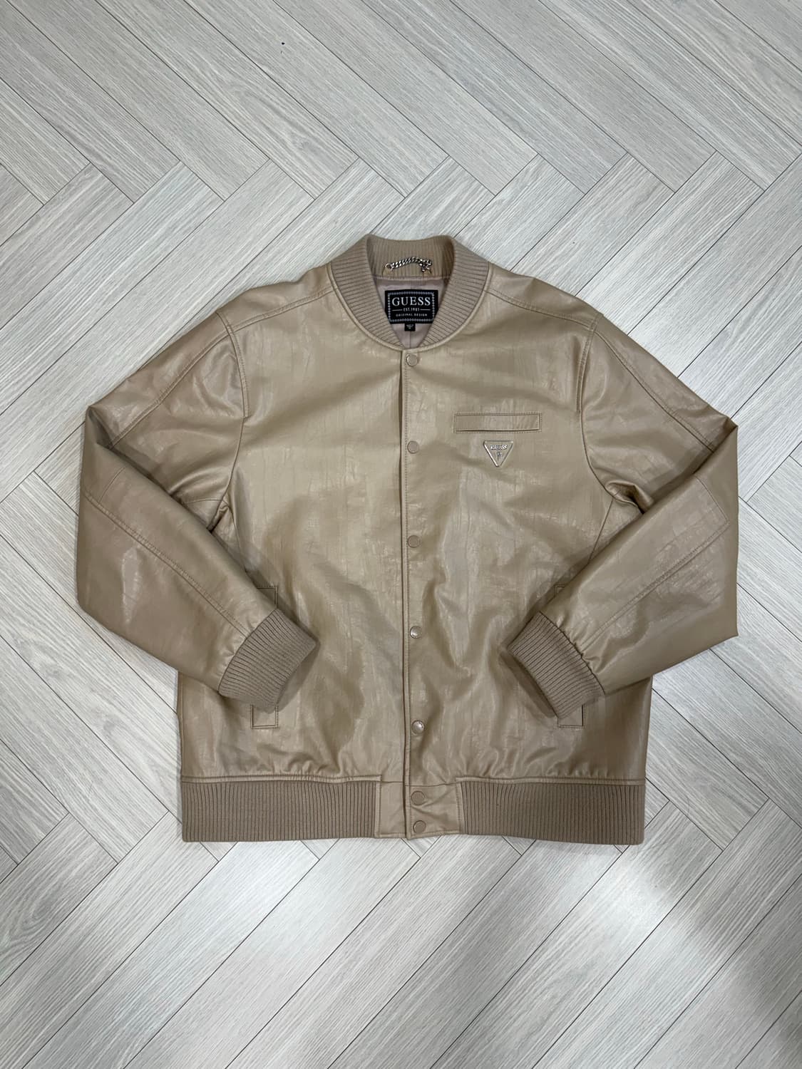 게스 에코레더 봄버 MM4W7850 재킷 상품이미지1