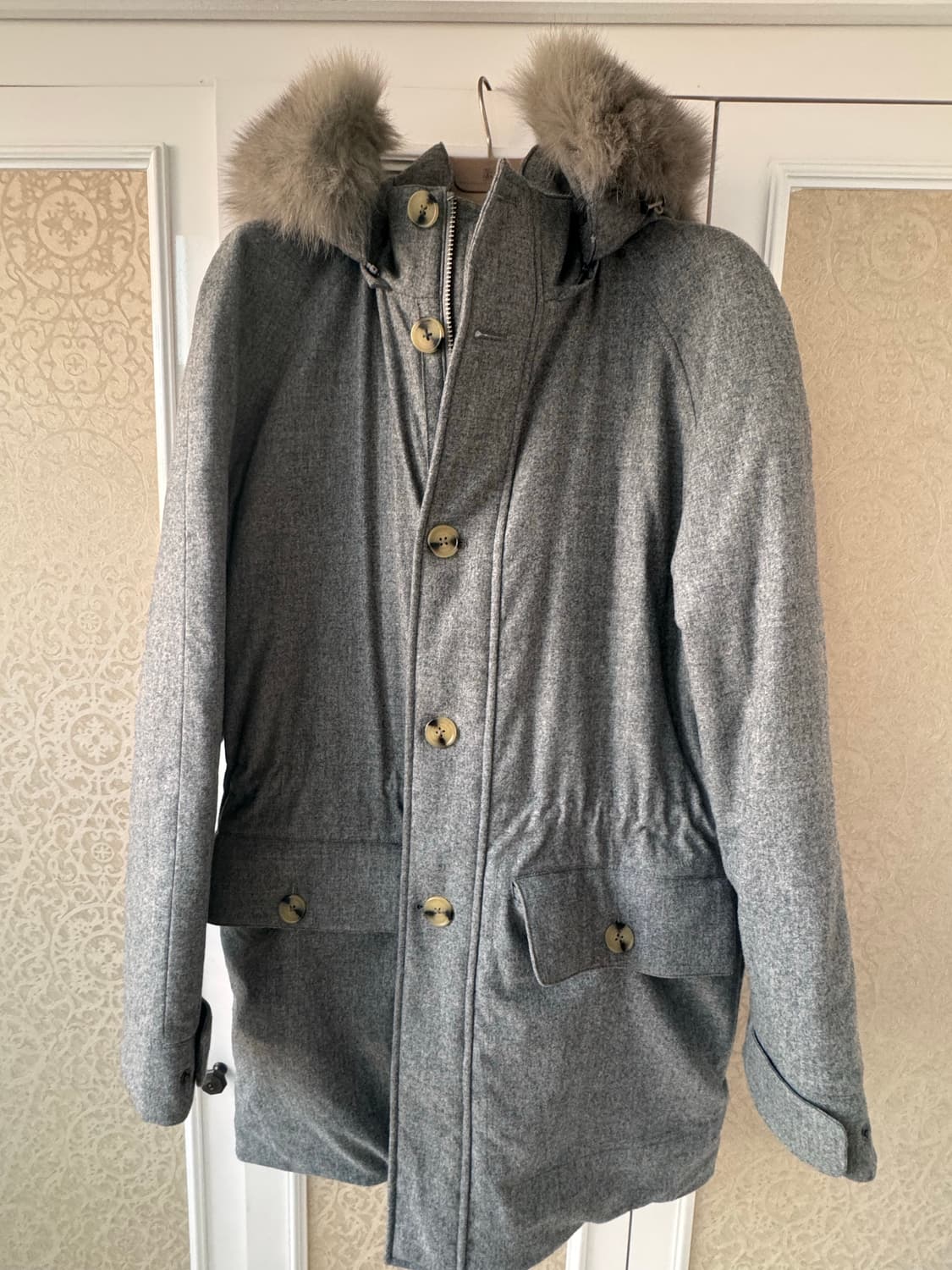 맨온더분 폭스퍼 울 구스다운 패딩 / 그레이 / 50 상품이미지2