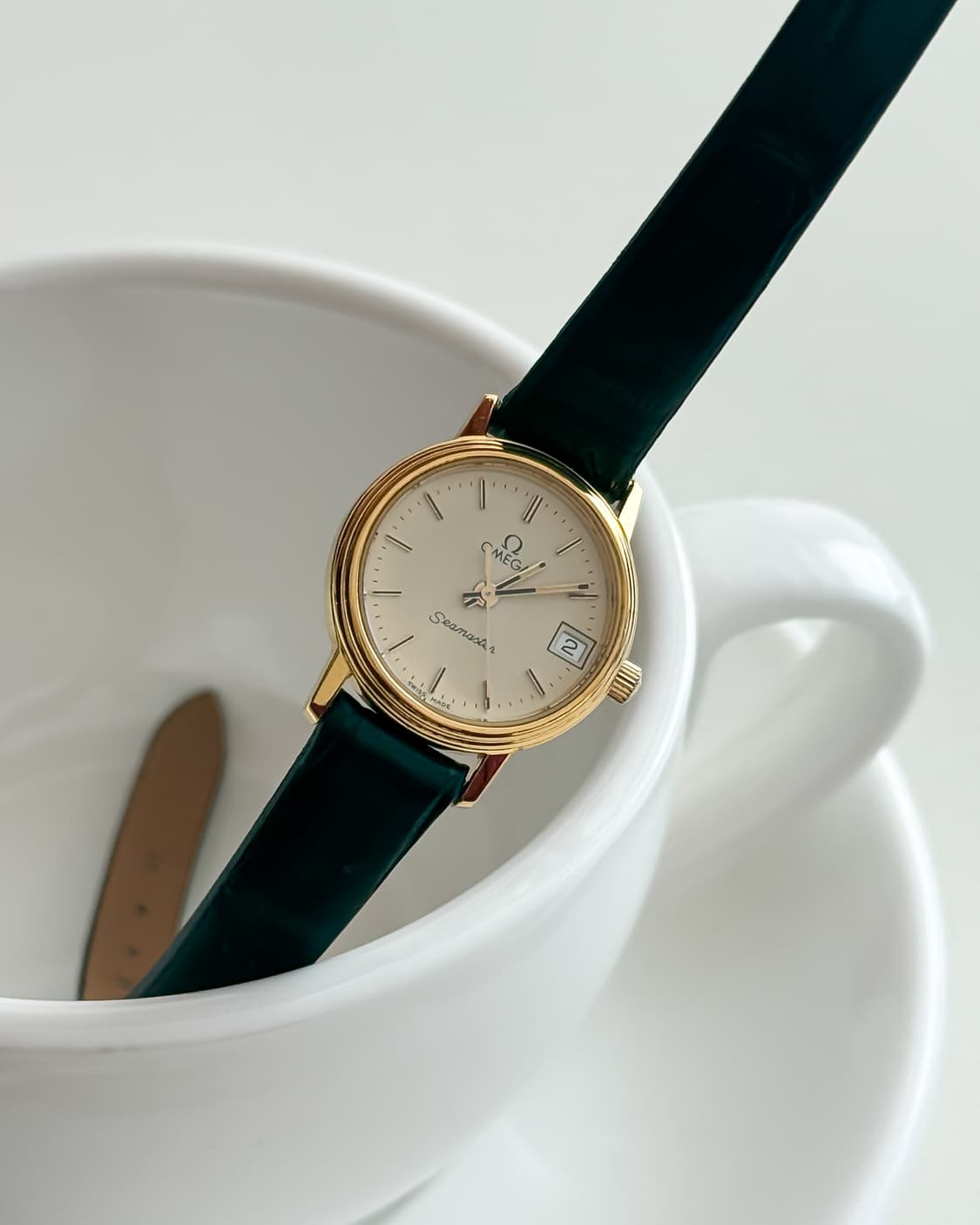 오메가 씨마스터 라운드 시계 상품이미지1