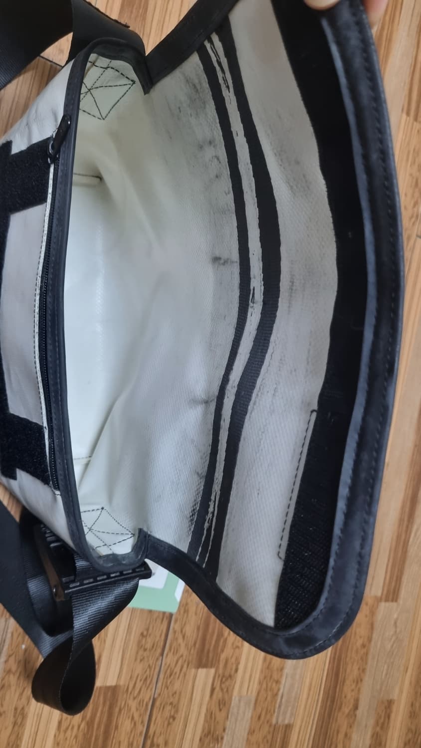 프라이탁 하와이 파이브오 판매합니다 상품이미지3