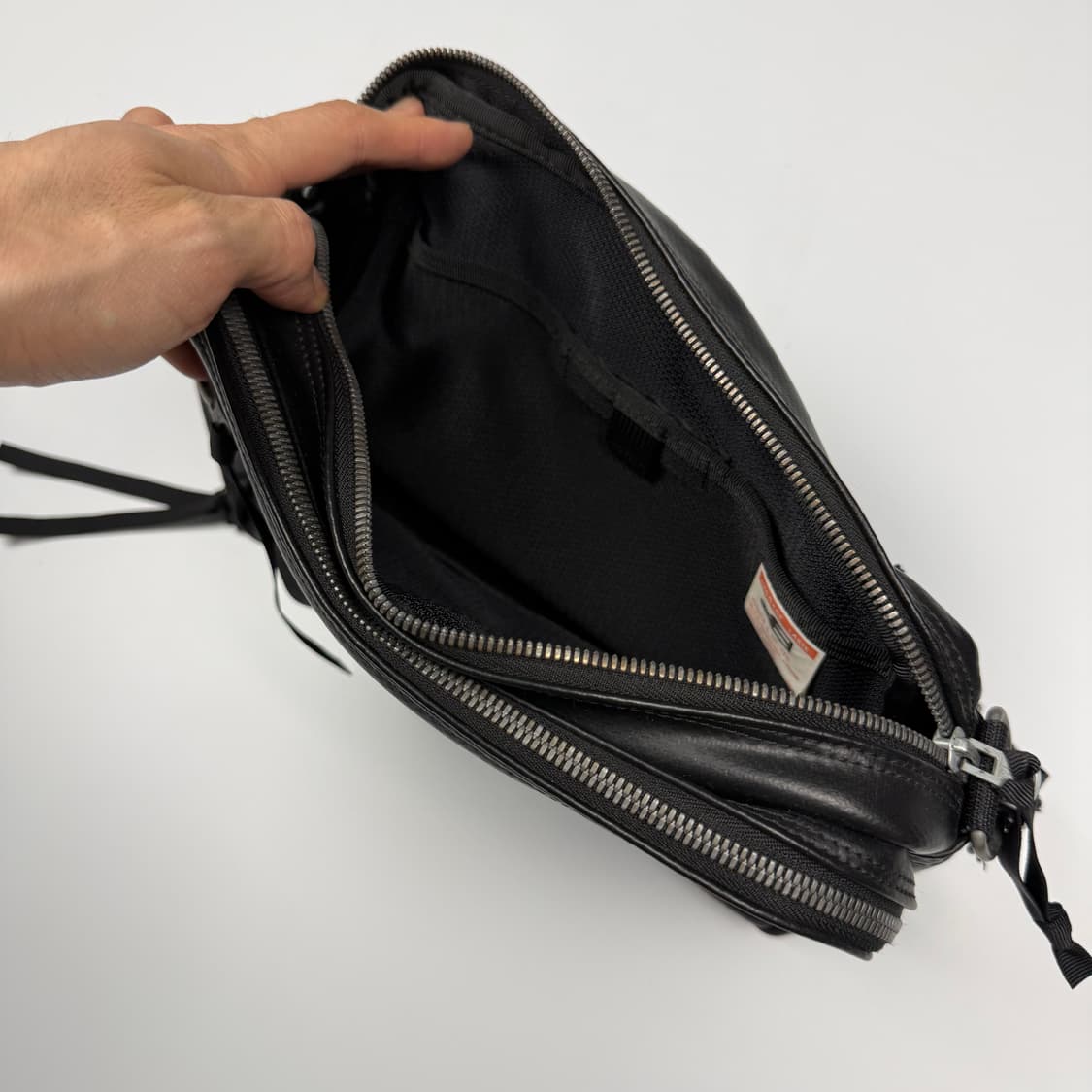 요시다포터 러기지라벨 뉴라이너 숄더백 블랙 상품이미지7