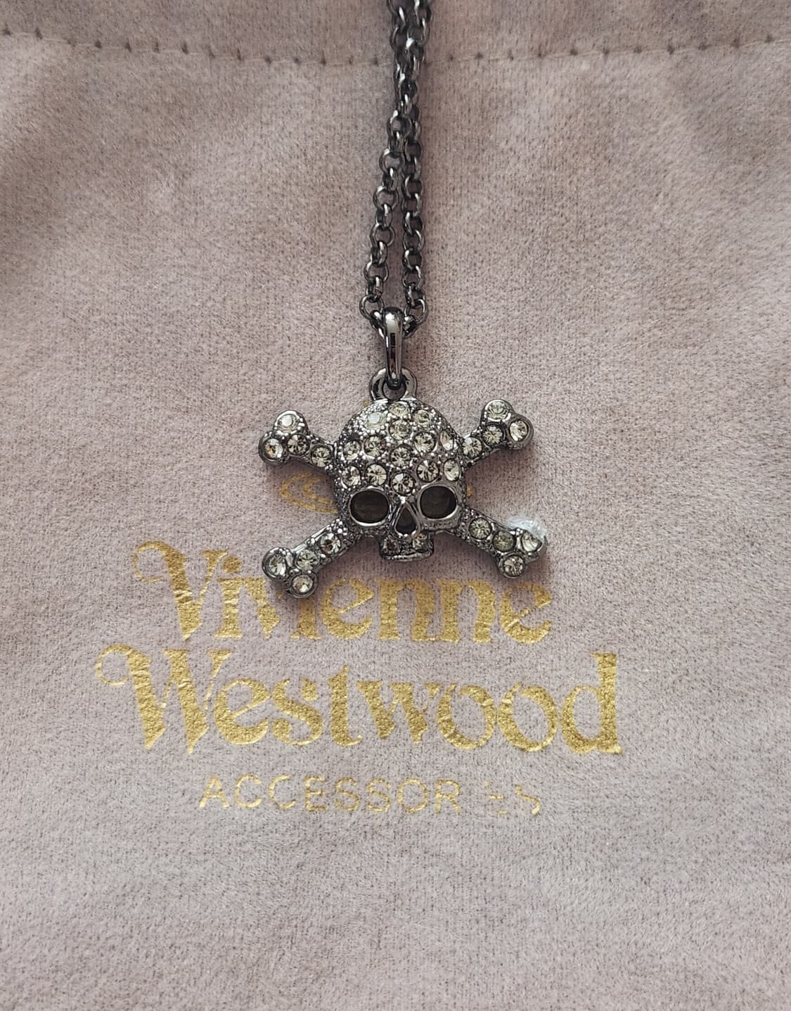 비비안웨스트우드 스컬 orb 목걸이 상품이미지2