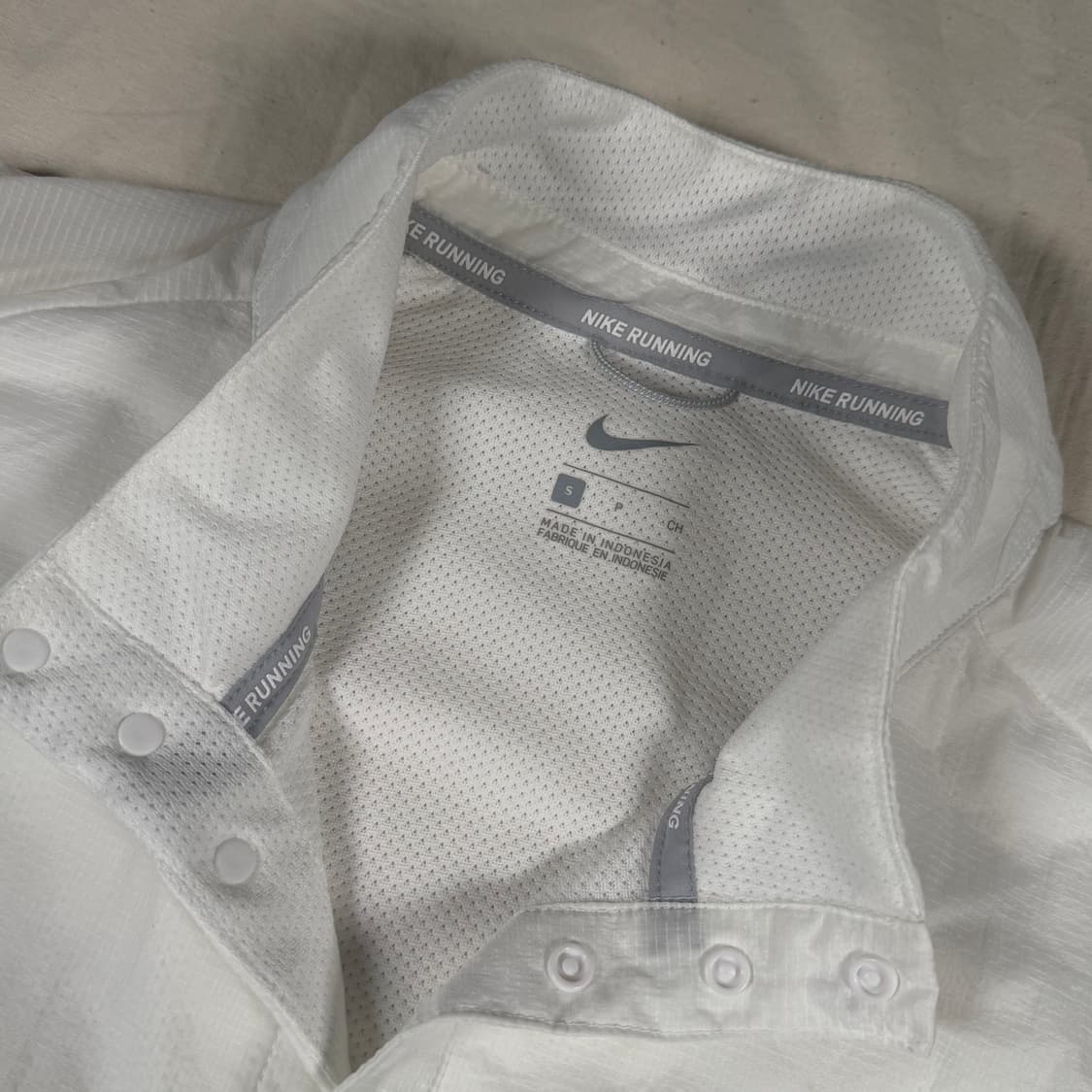 나이키 러닝 바람막이 자켓 상품이미지3