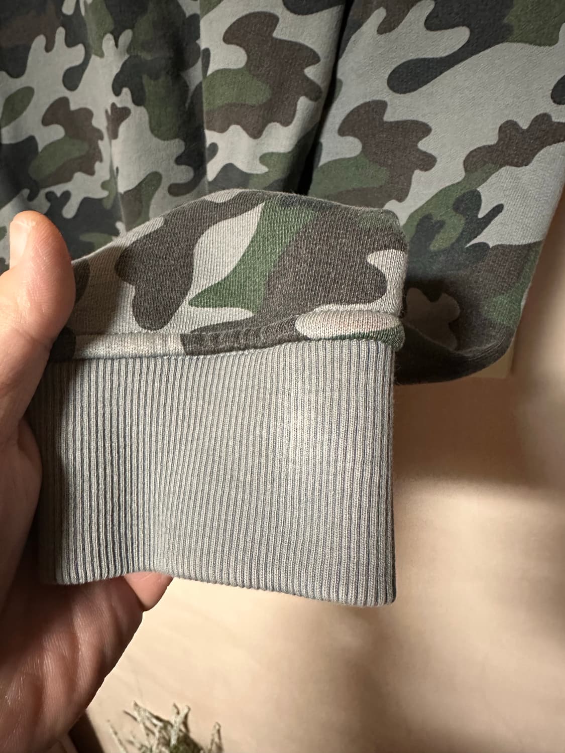 M) 백화점판/한글택 - 생로랑 카모 맨투맨 상품이미지4