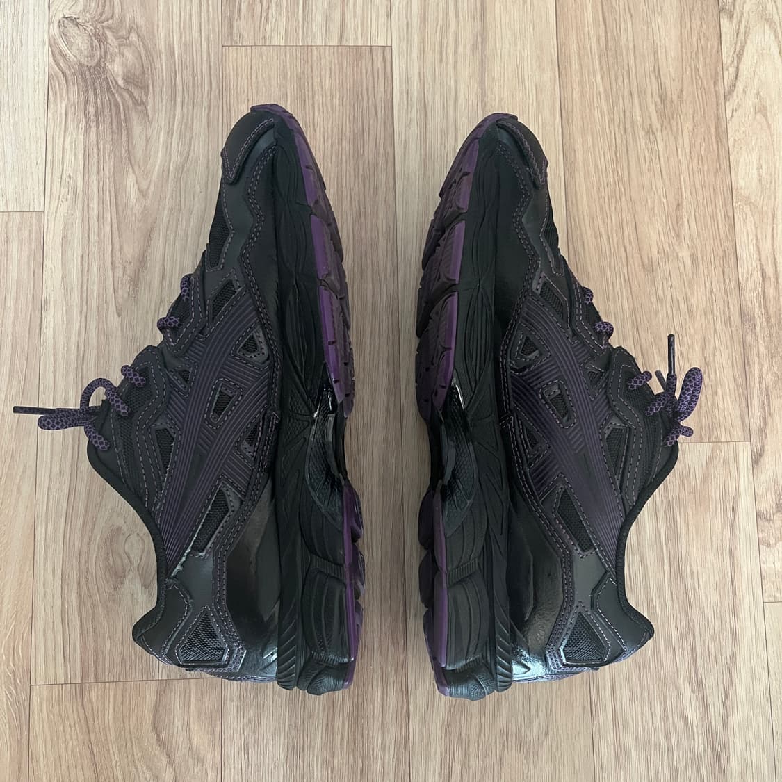 아식스 니들스 젤 NYC 블랙 퍼플 255 상품이미지2