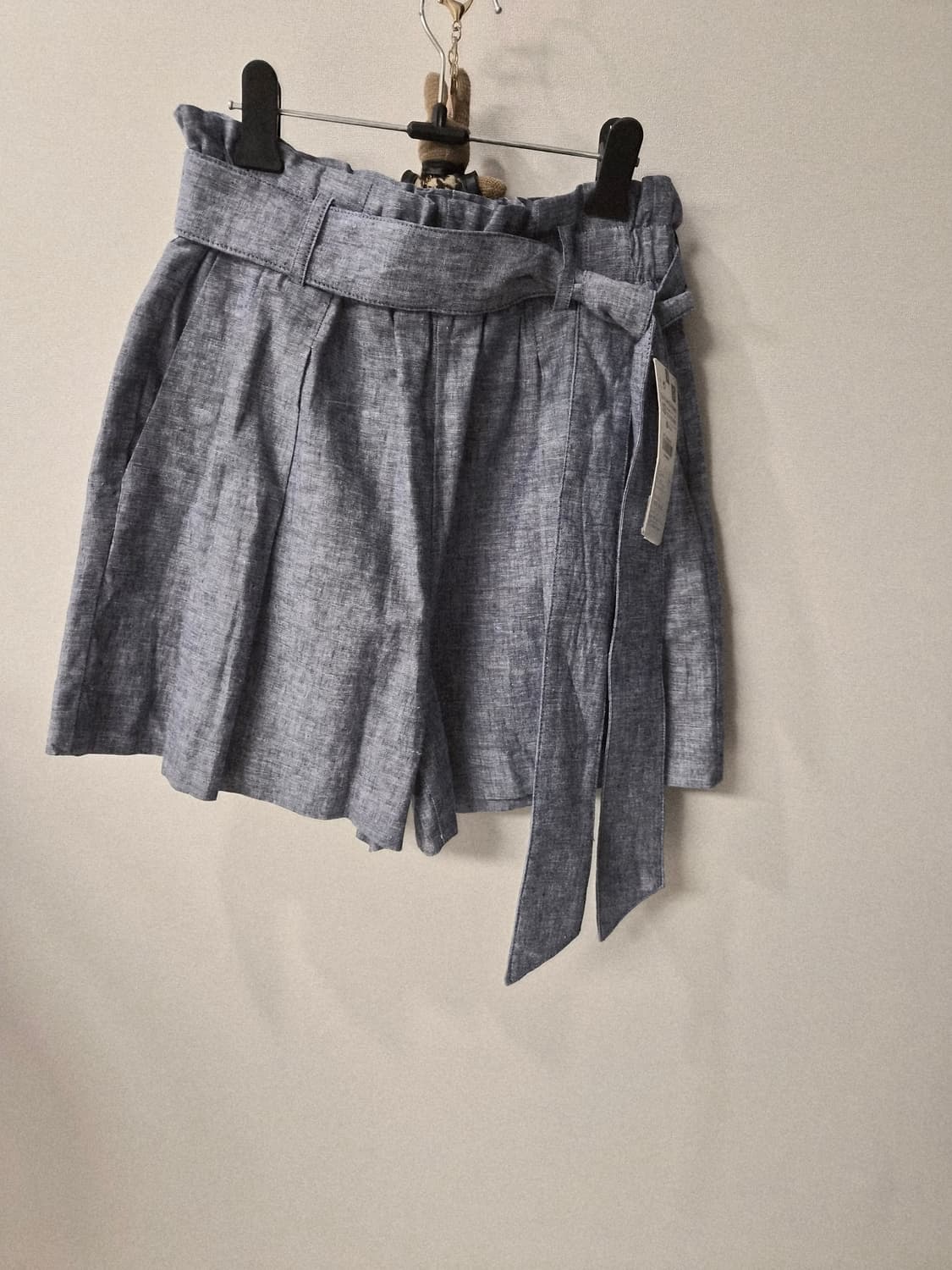 [새상품] 자라(ZARA) 린넨 블렌드 벨티드 반바지 (XS) 상품이미지3