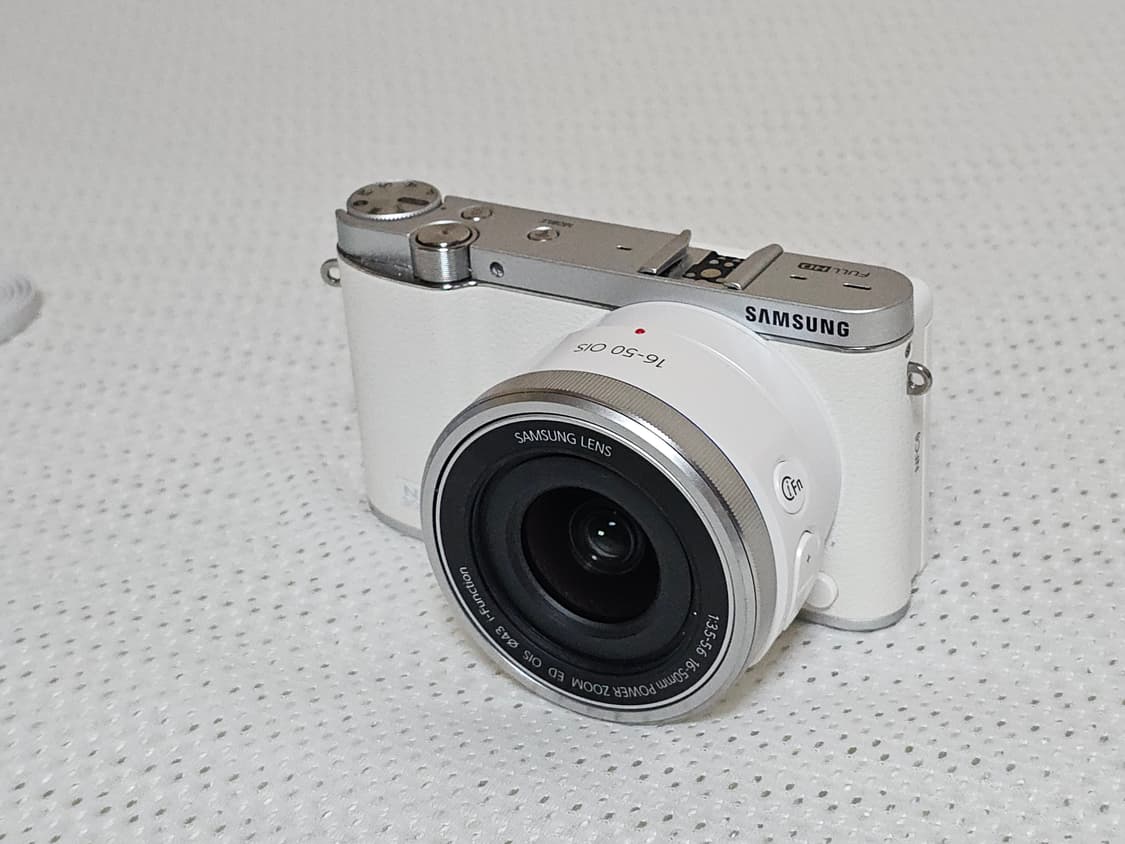 삼성 NX3000 미러리스 카메라 판매 상품이미지3