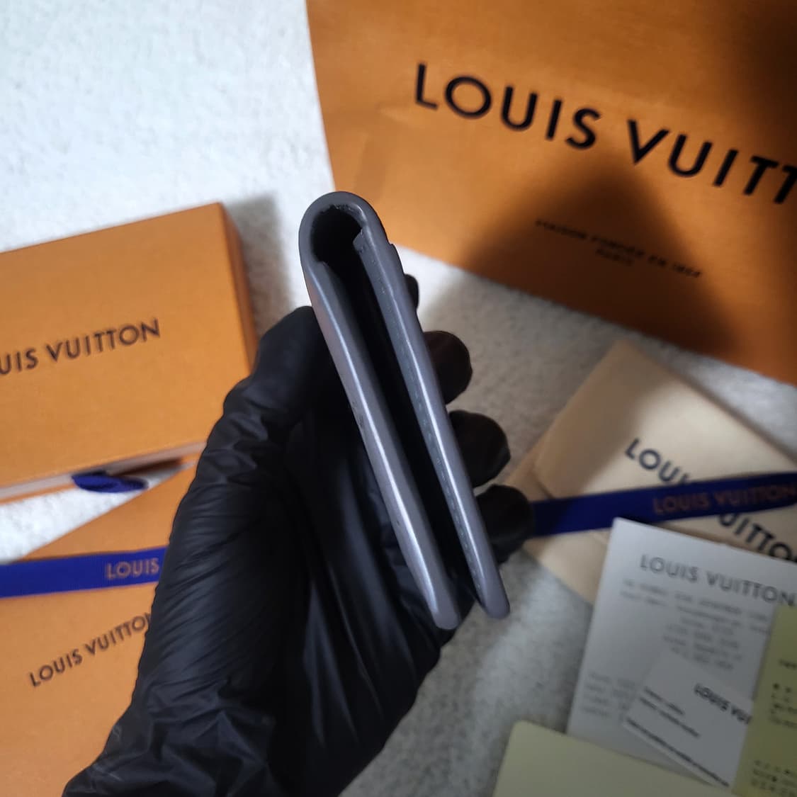 [신형/새상품급] 루이비통 쉐도우 오거나이저 카드지갑 그레이 상품이미지6