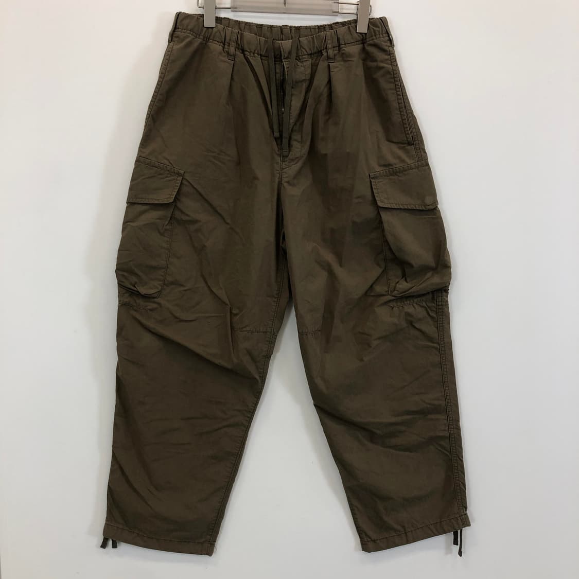 유니클로 와이드 파라슈트 카고팬츠 30 인치 상품이미지1