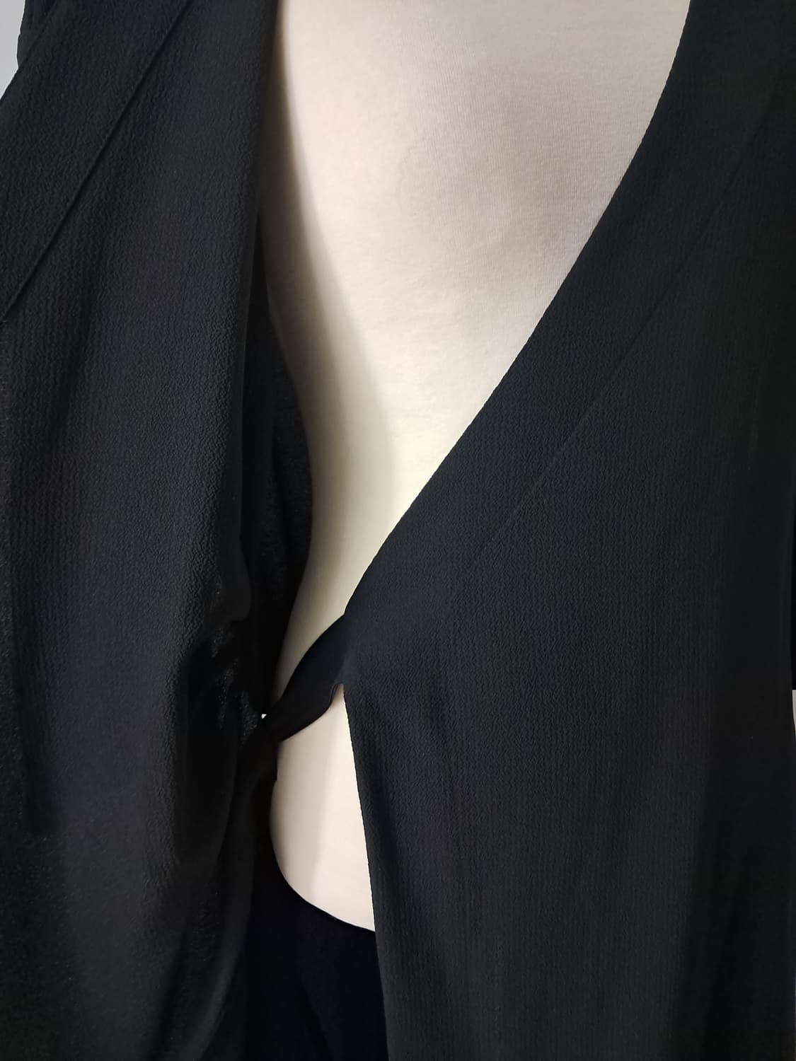 띠어리 Theory 블랙 언발 랩원피스 00size 상품이미지4