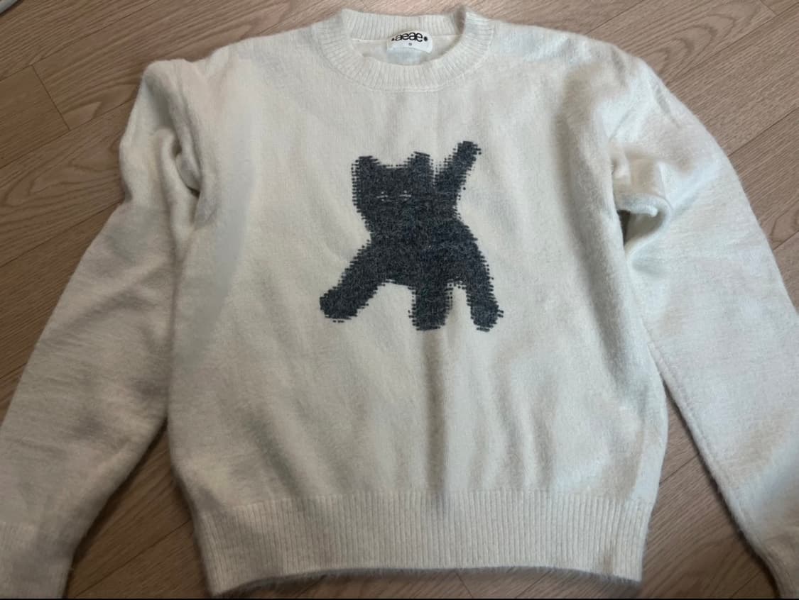 (거의 새상품)aeae 앙고라 니트 화이트 상품이미지2