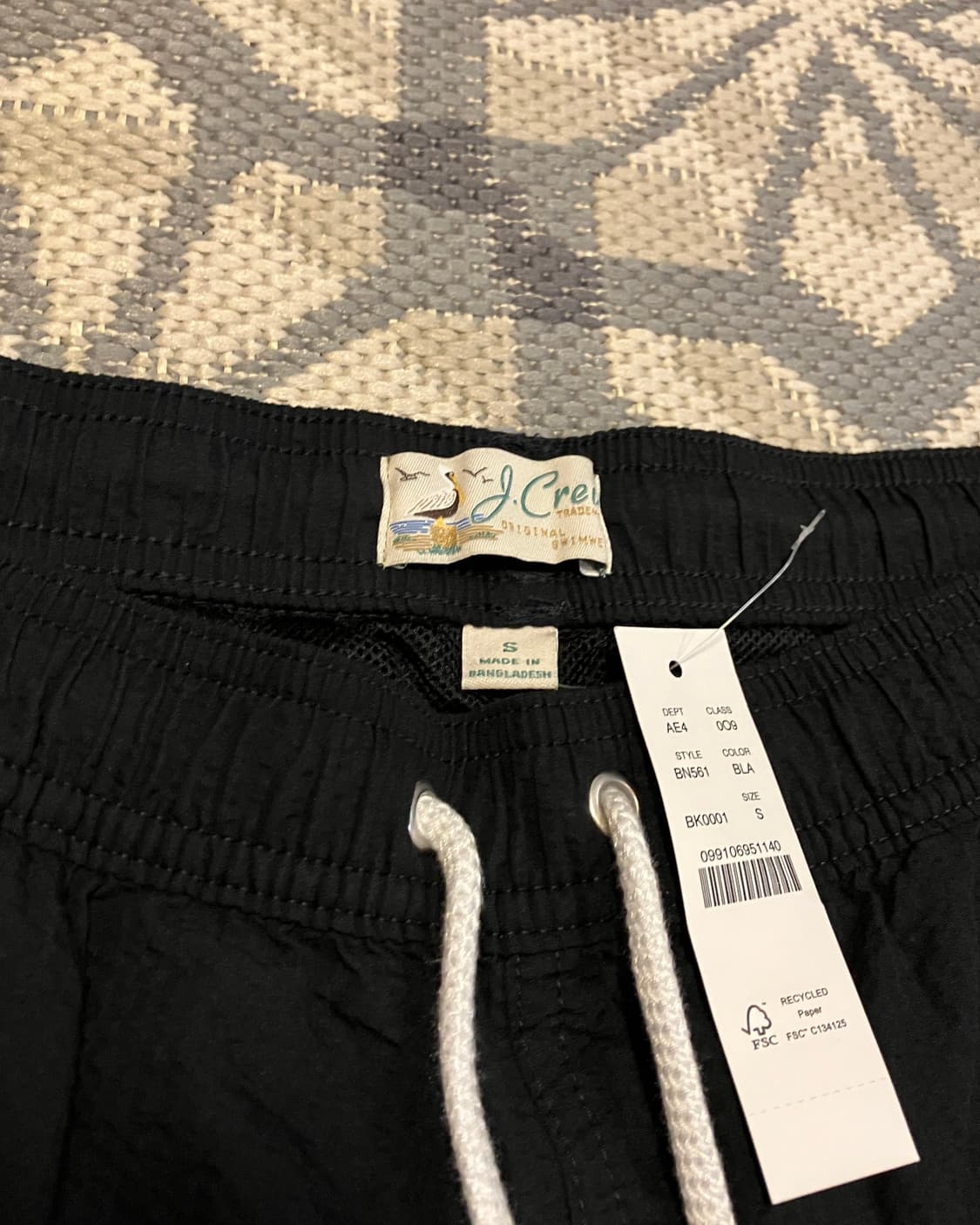 (S) J.Crew 제이크루 6인치 시어서커 스윔 쇼츠 블랙 상품이미지2