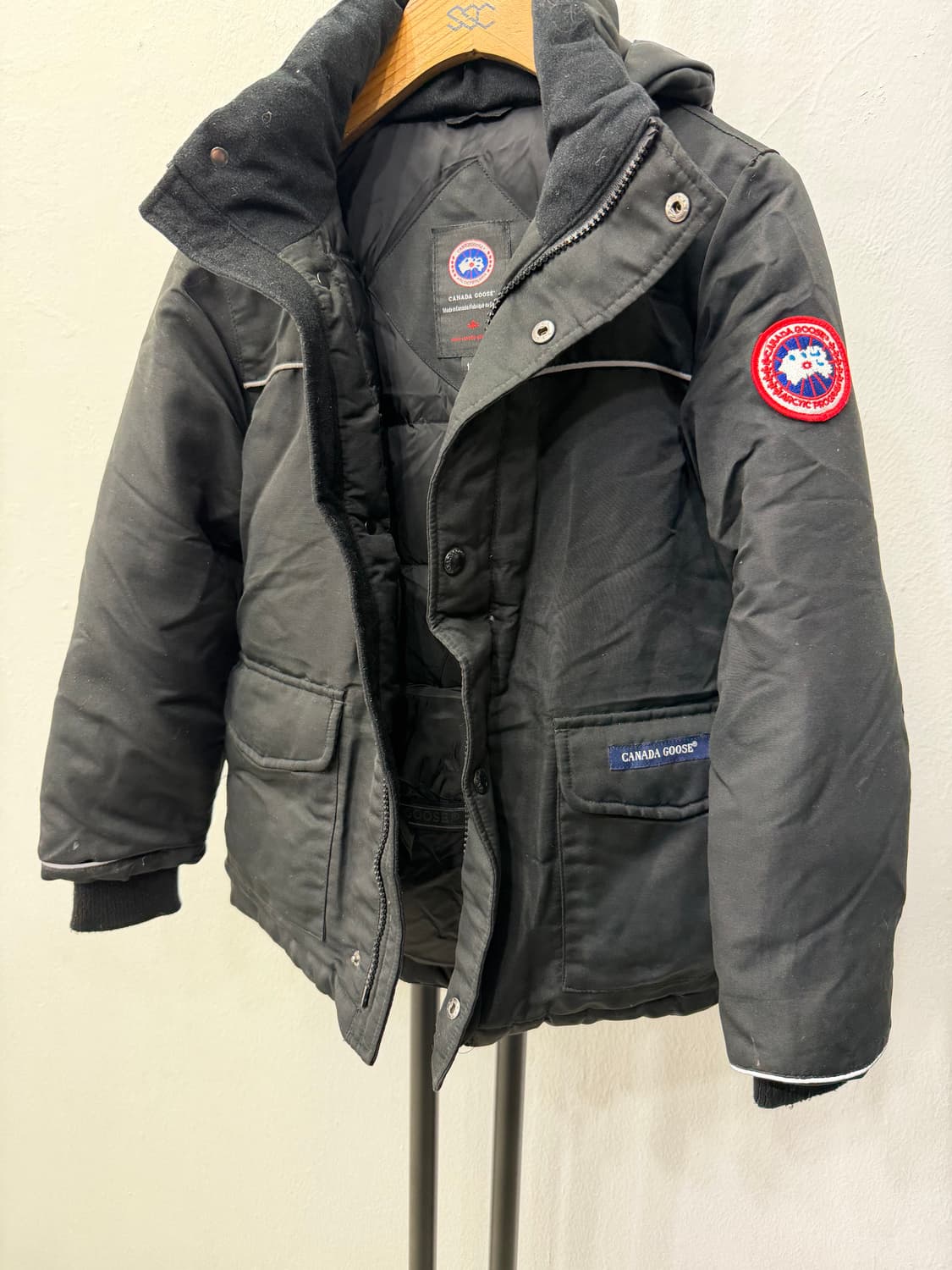 정품) 캐나다구스 키즈 패딩 블랙 140  상품이미지3